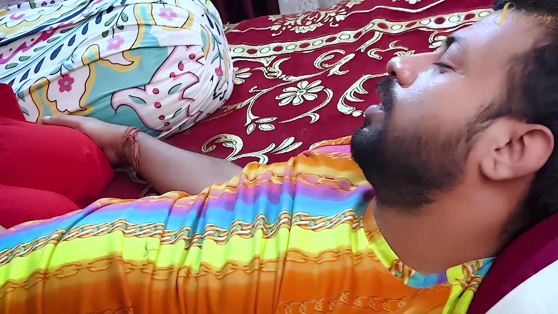 Late night my sister-in-law gives me a horny massage turning into raw fucking screenshot 3