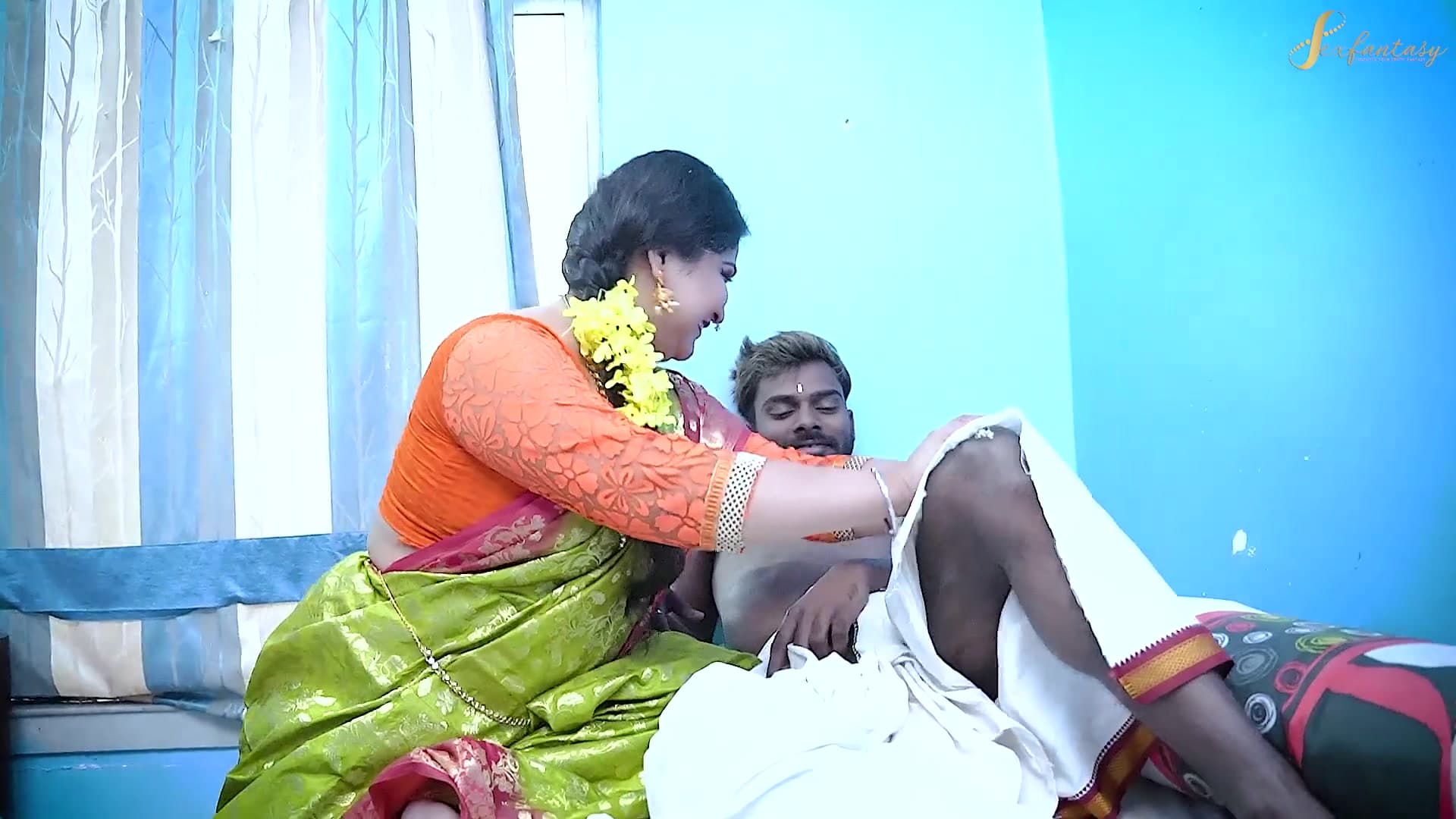 Early morning hardcore sex with a busty South Indian MILF lady