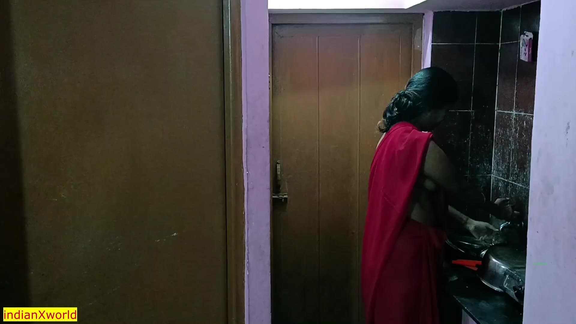 Indian hot maid gets fucked by sir after madam leaves for office! screenshot 4