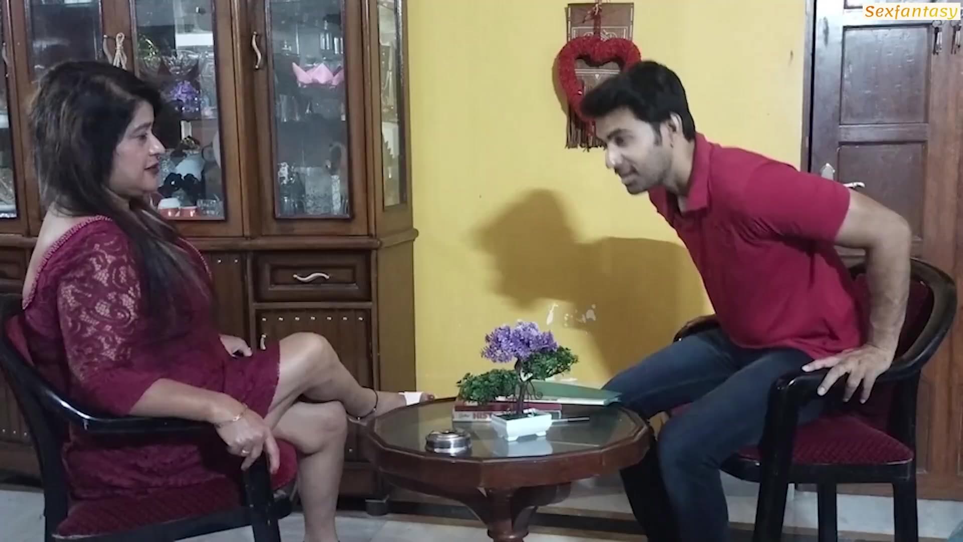 Director takes sexual advantage of a young woman during her audition screenshot 2