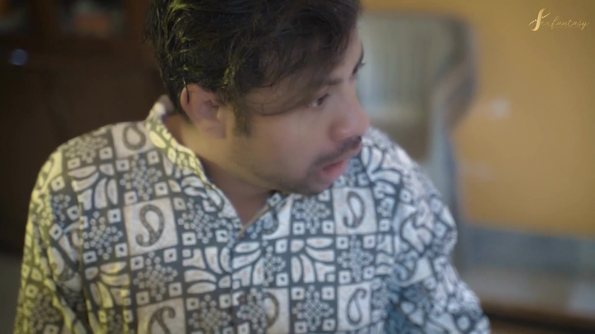 Horny mother-in-law spreads her pussy for her son-in-law screenshot 3