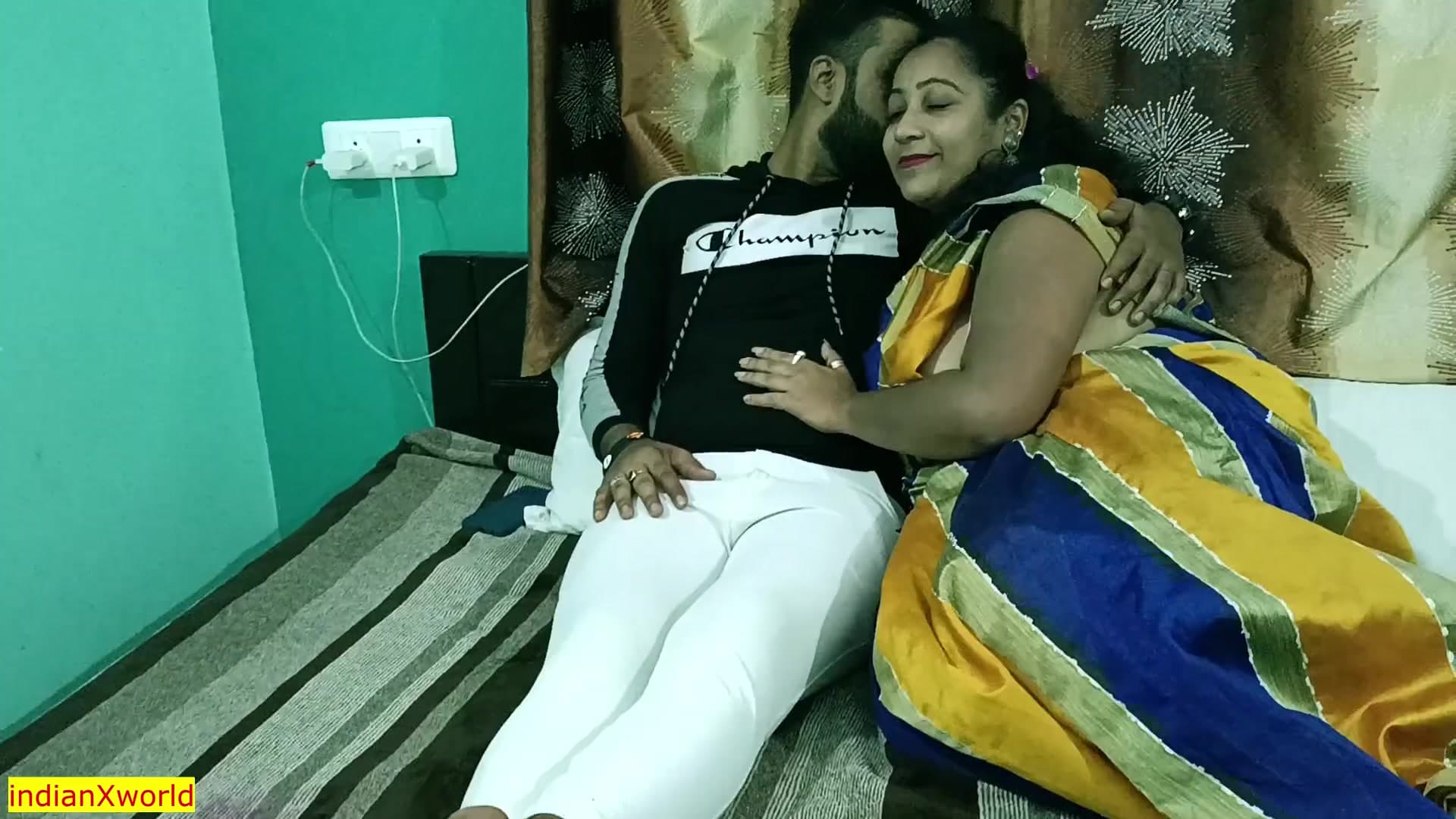 Cute Kamwali Bhabhi Fucking Madam's Husband While Wife Is Away screenshot 5