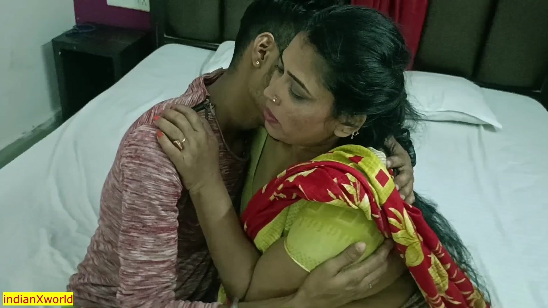 Young TV mechanic banging a divorced wife