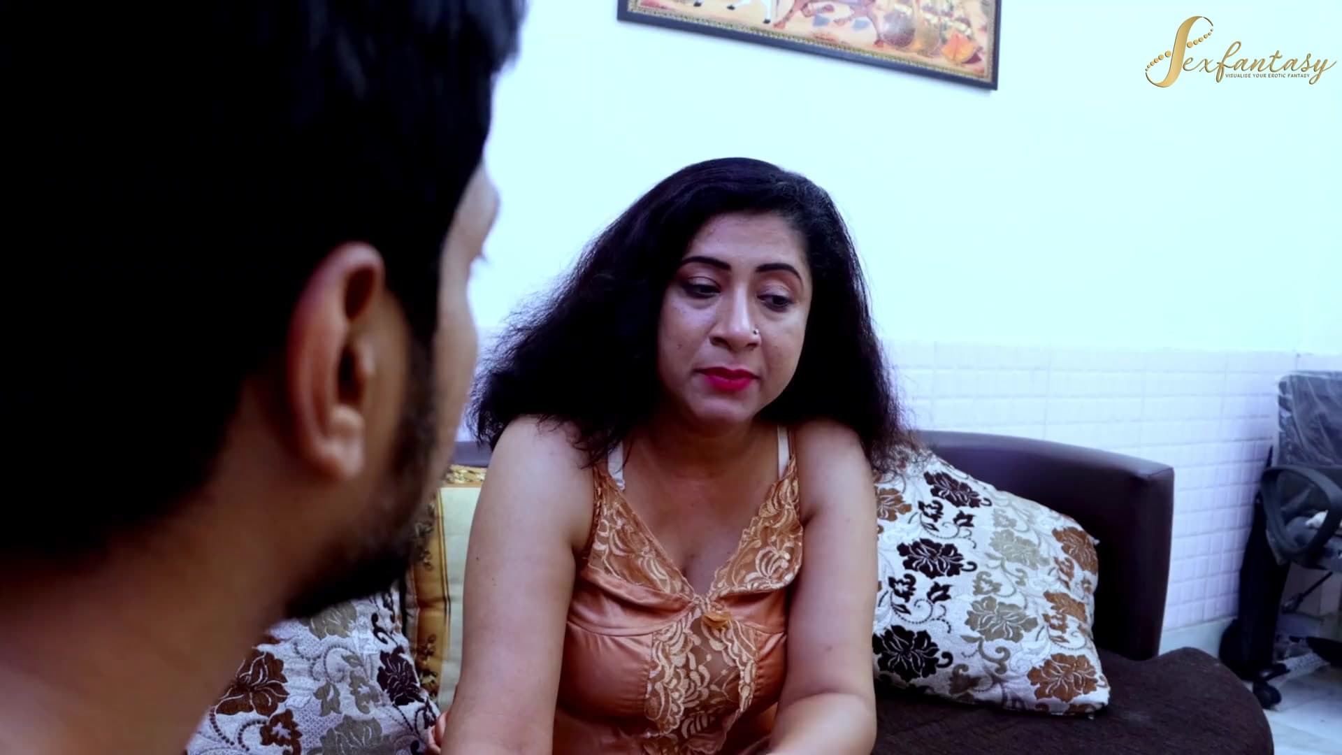 House owner is a horny woman craving new dick for her moist pussy screenshot 3