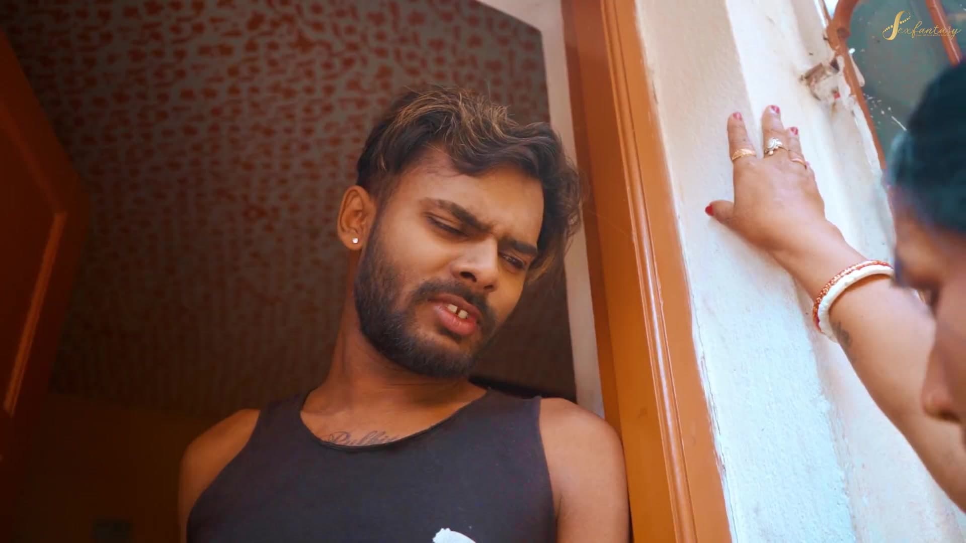 House Owner Fucked His Hot Servant When His Wife Was Not Home screenshot 4