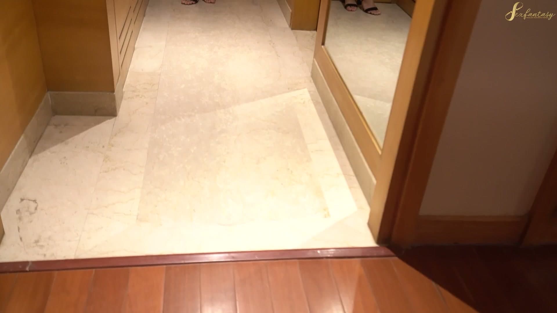 Friend's Horny Wife Cheated on Husband for Sex Satisfaction screenshot 2