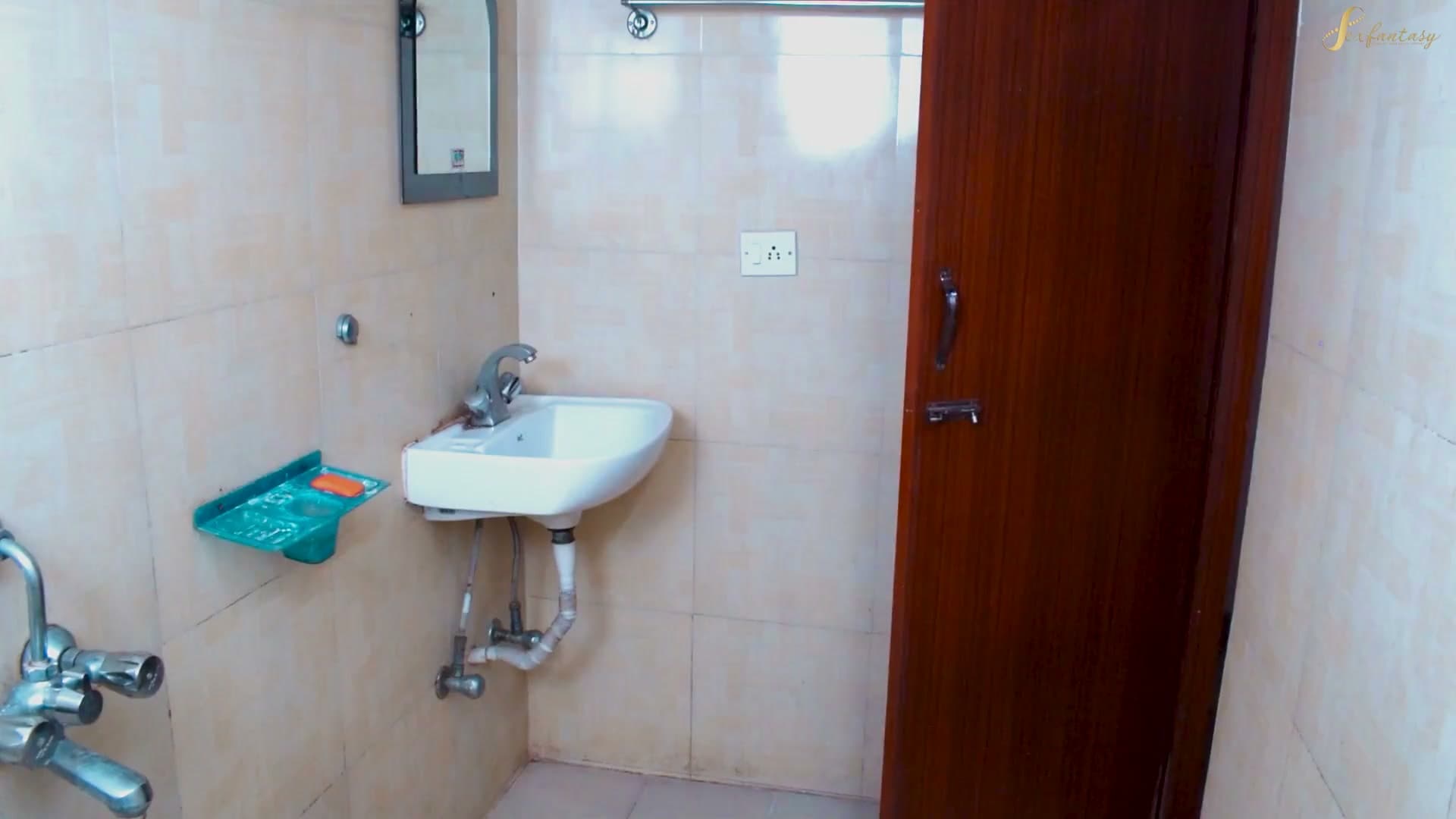 Stepaunty Got Seduced by Her Stepnephew When She Was Home Alone screenshot 3