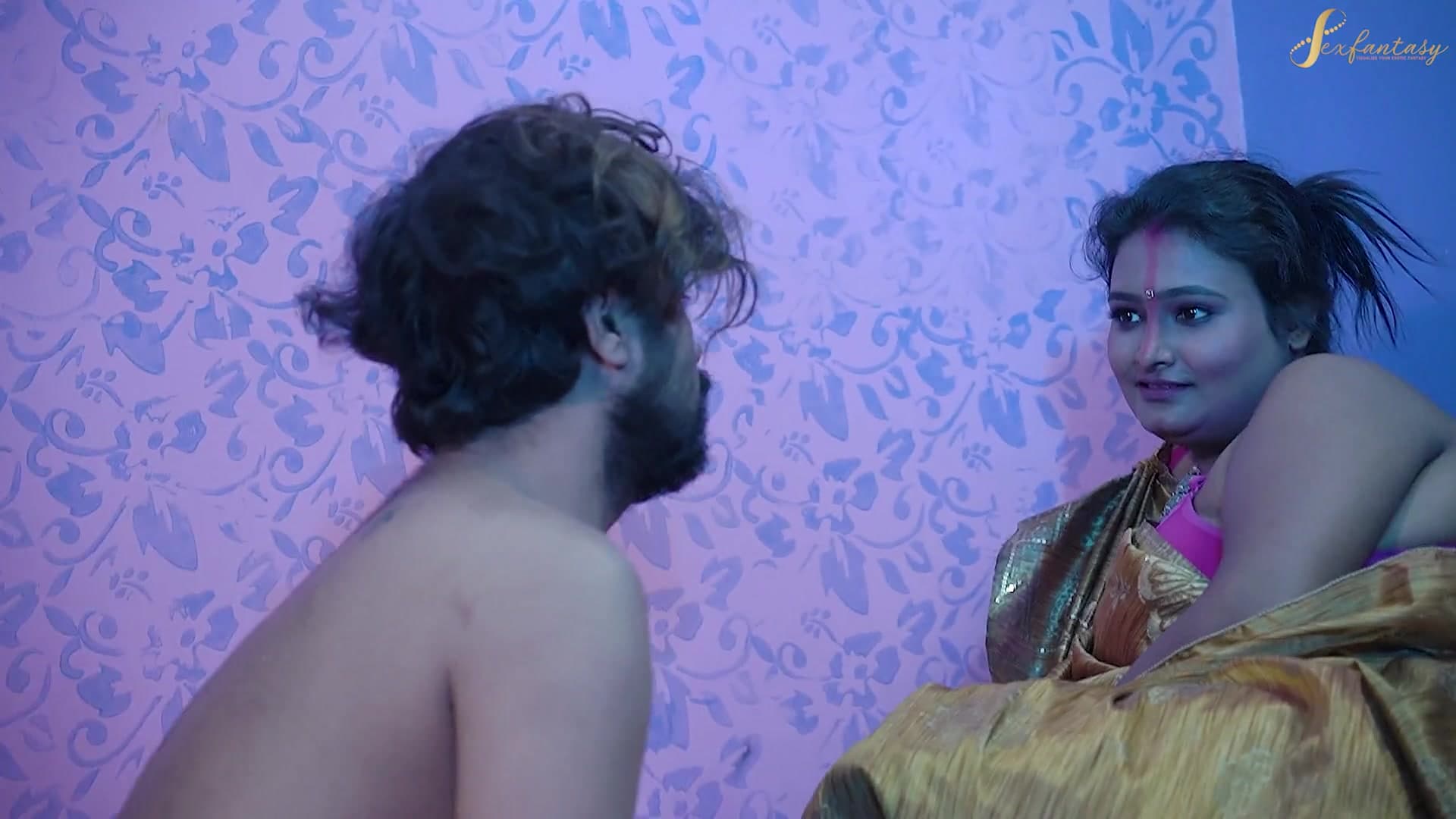 Horny MILF Gets Fucked Hard by Her House Servant at Night screenshot 3