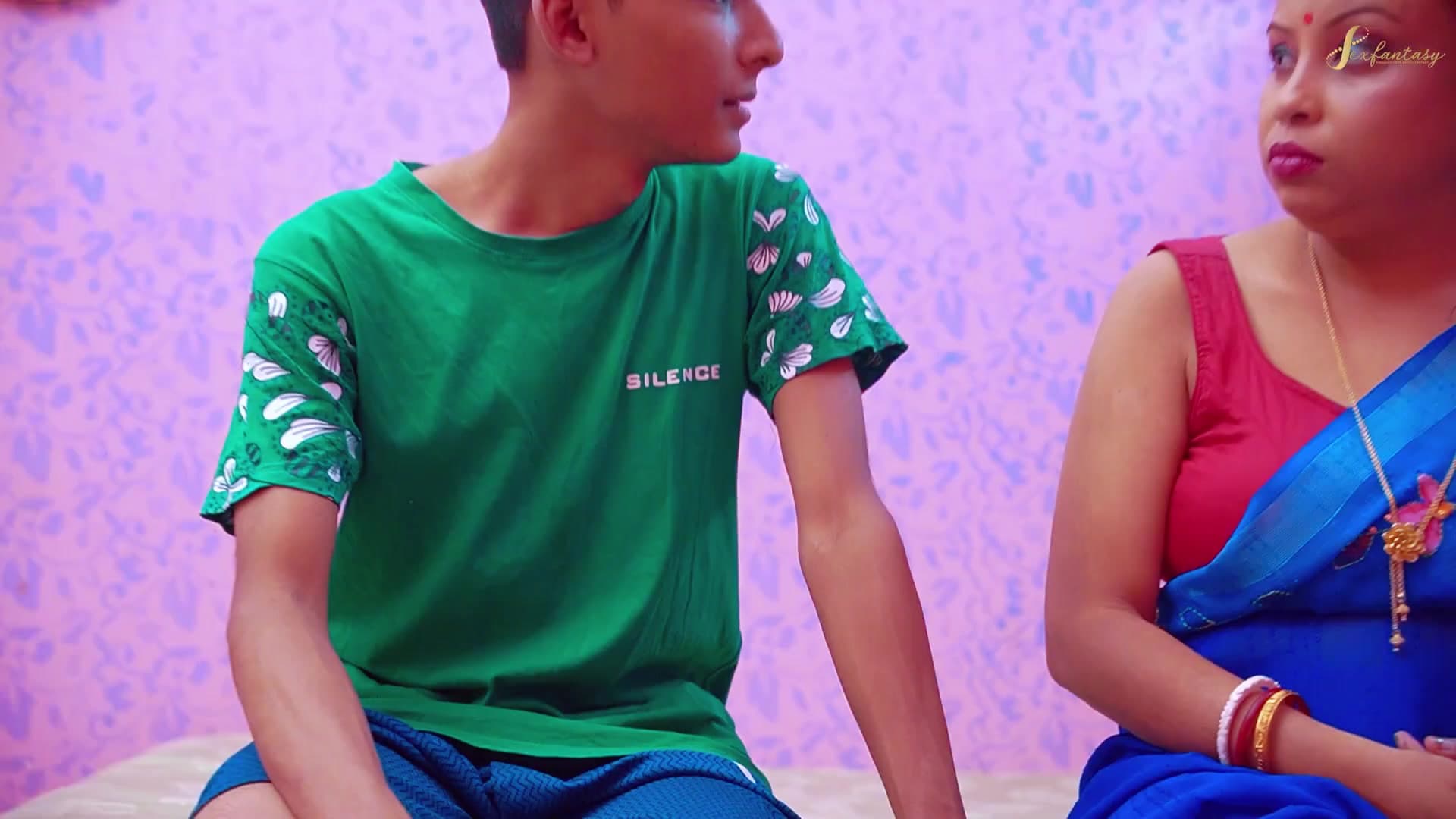 Stepmom Teaches Her Stepson How to Fuck Her Hard Without a Condom in a Hot Sex Lesson screenshot 2