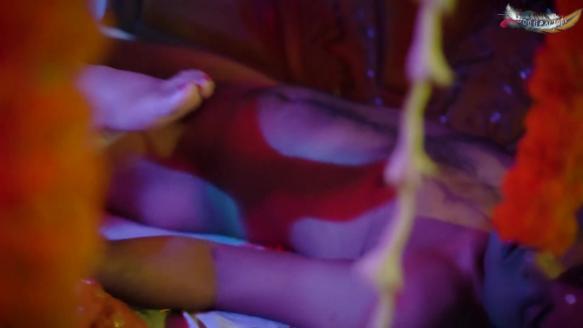 Mallu Vargabi Bhabhi First Wedding Night Fucked by Servant and Anal Fucked screenshot 6