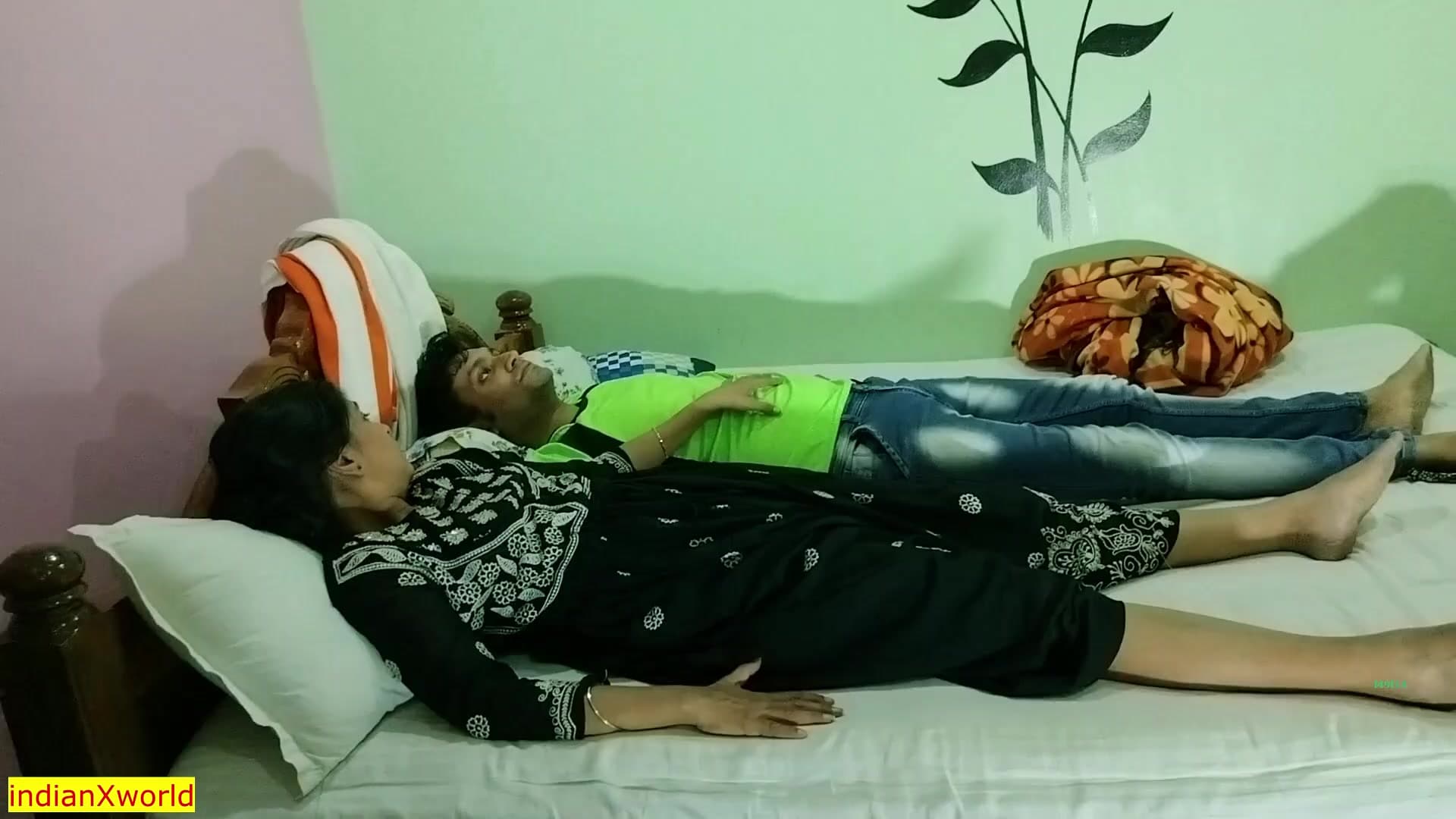 Hot Couple Fucking - Gorgeous Wet Pussy Getting Pounded screenshot 3