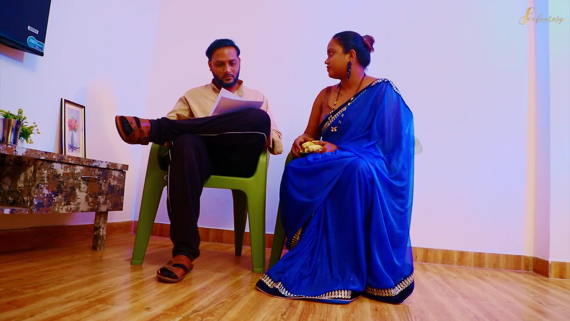 Horny Indian Stepmom Gets Fucked Rough by Her Stepson screenshot 5