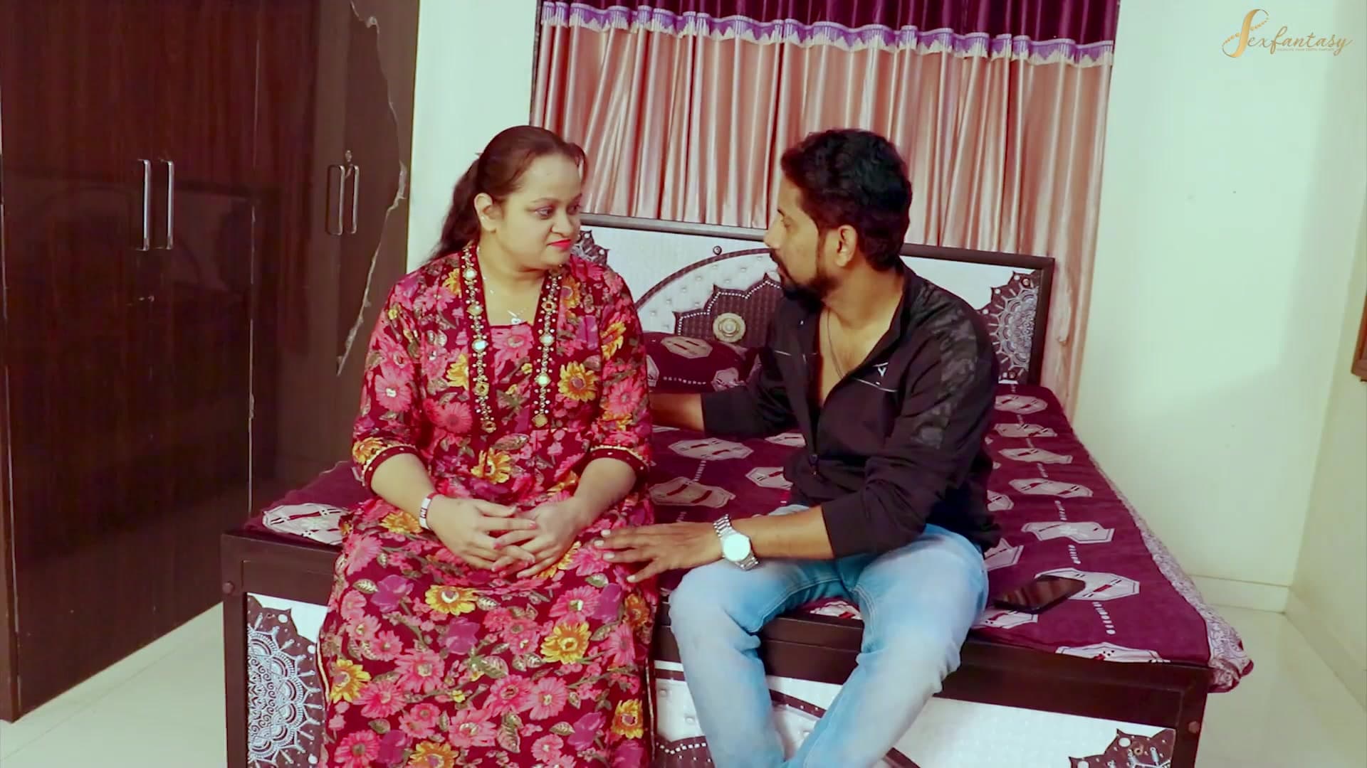 Stepmom Gets Fucked by Her Stepson When She Was All Alone in the Room