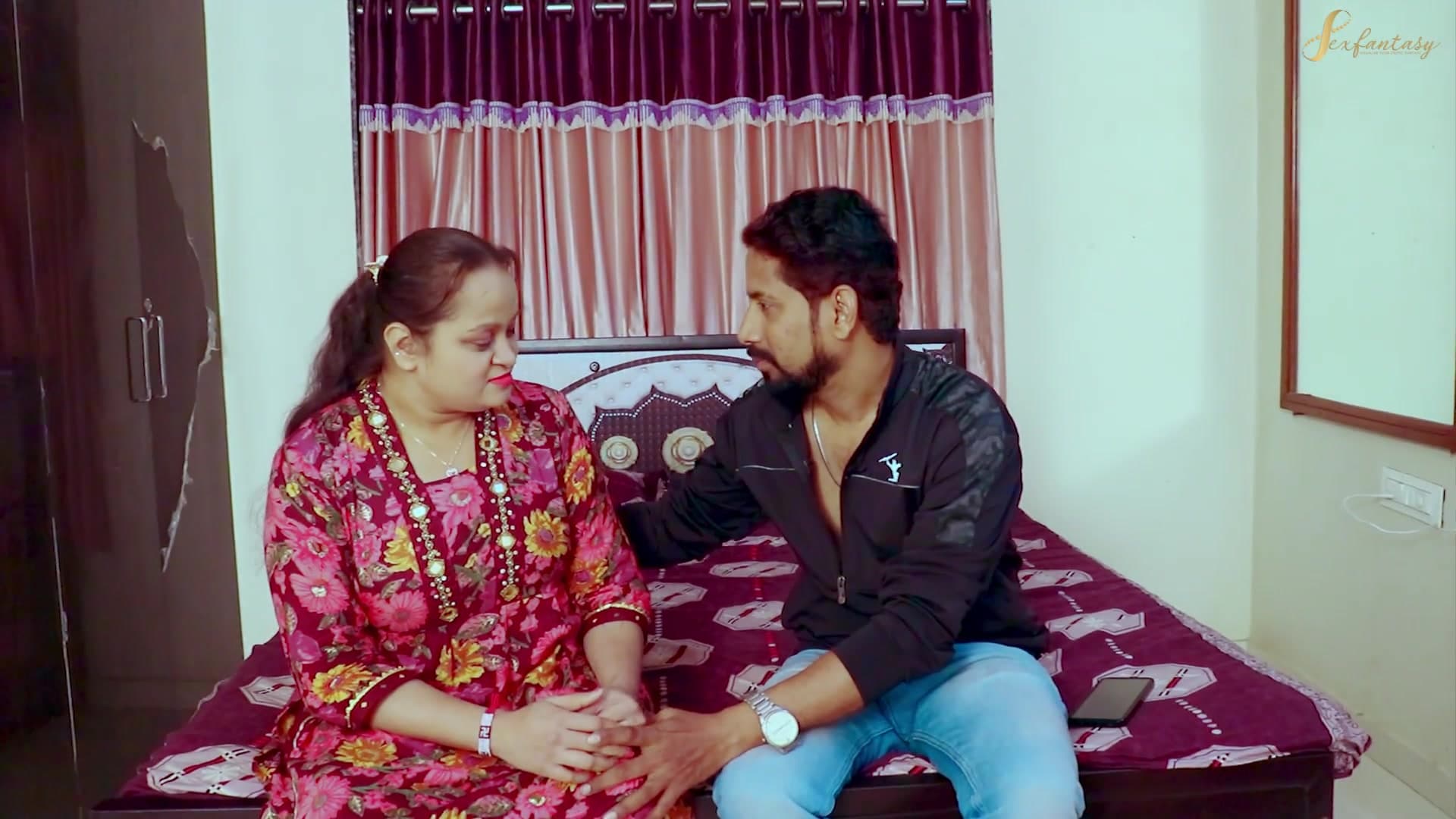 Stepmom Gets Fucked by Her Stepson When She Was All Alone in the Room screenshot 3