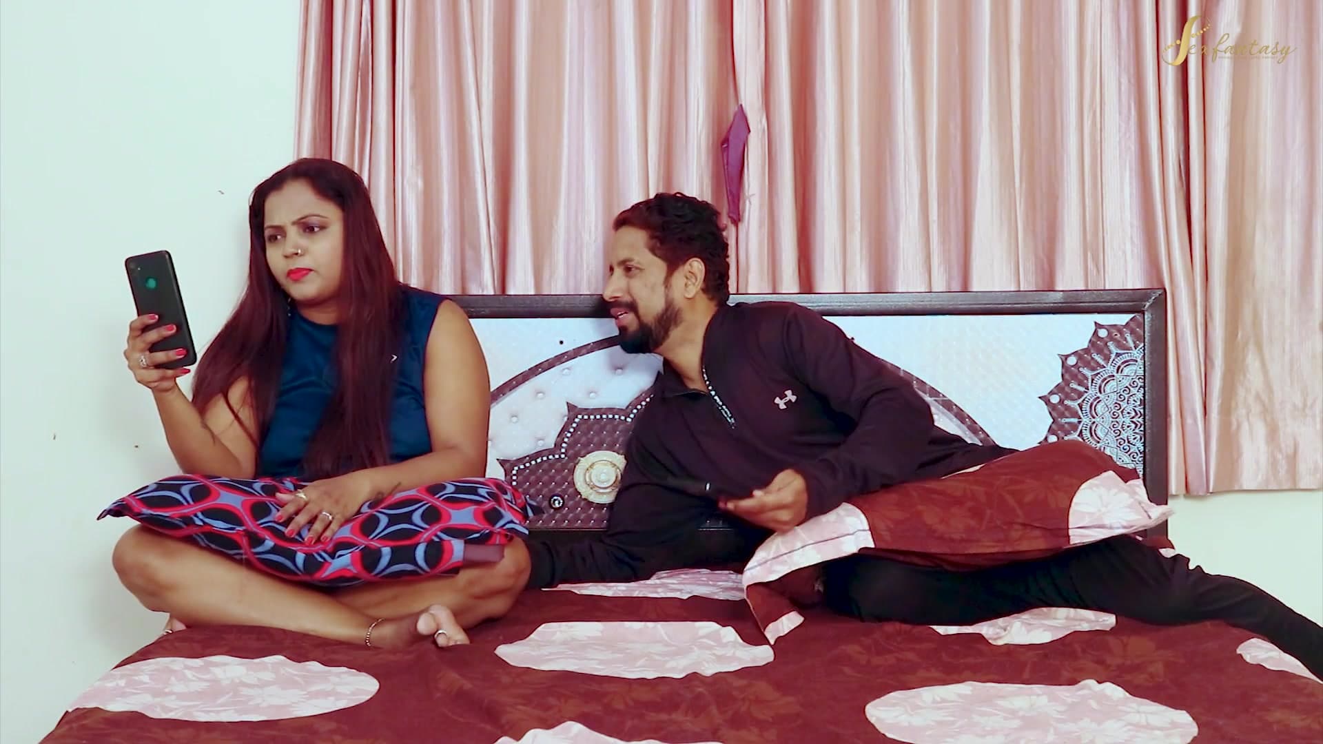 Horny Boyfriend Convinces His Sexy Girlfriend for Hardcore Night Sex