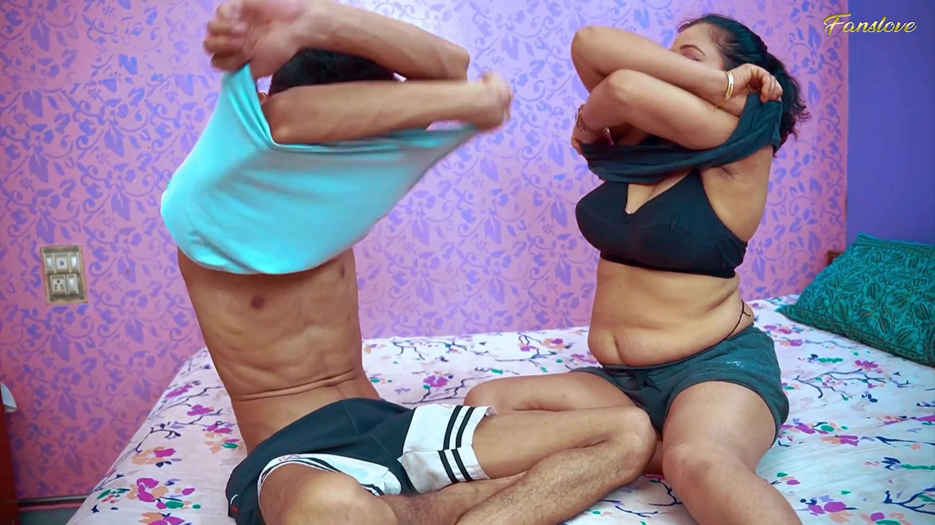 Big Boobs MILF Stepaunty Fucked Hard by Her Stepson on a Horny Night screenshot 2