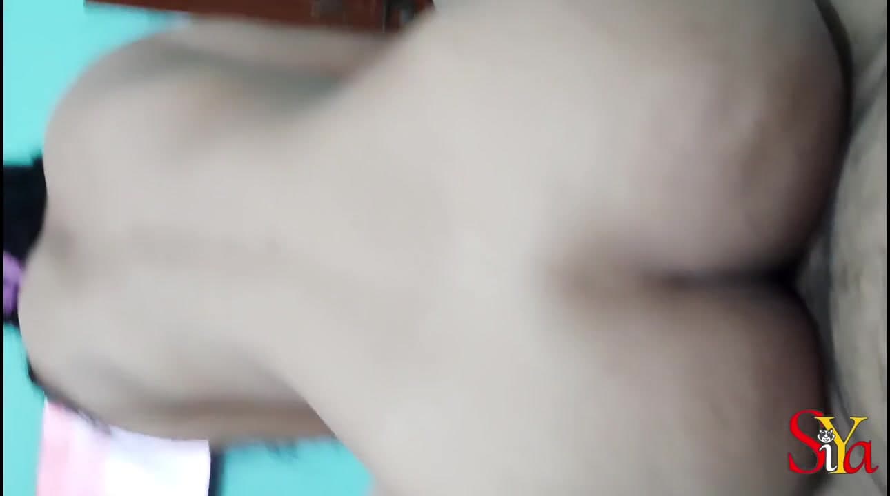 Indian Girl Siya Fucked by Neighbour Hindi Audio screenshot 8