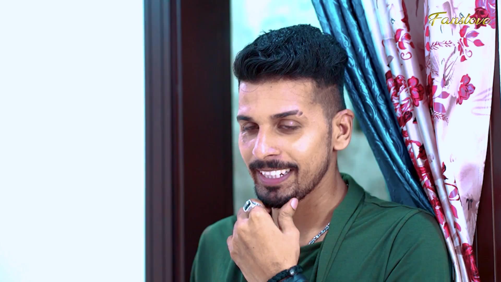 Desi Bhabhi Fingered Her Wet Pussy When She Was Horny for Sex screenshot 3