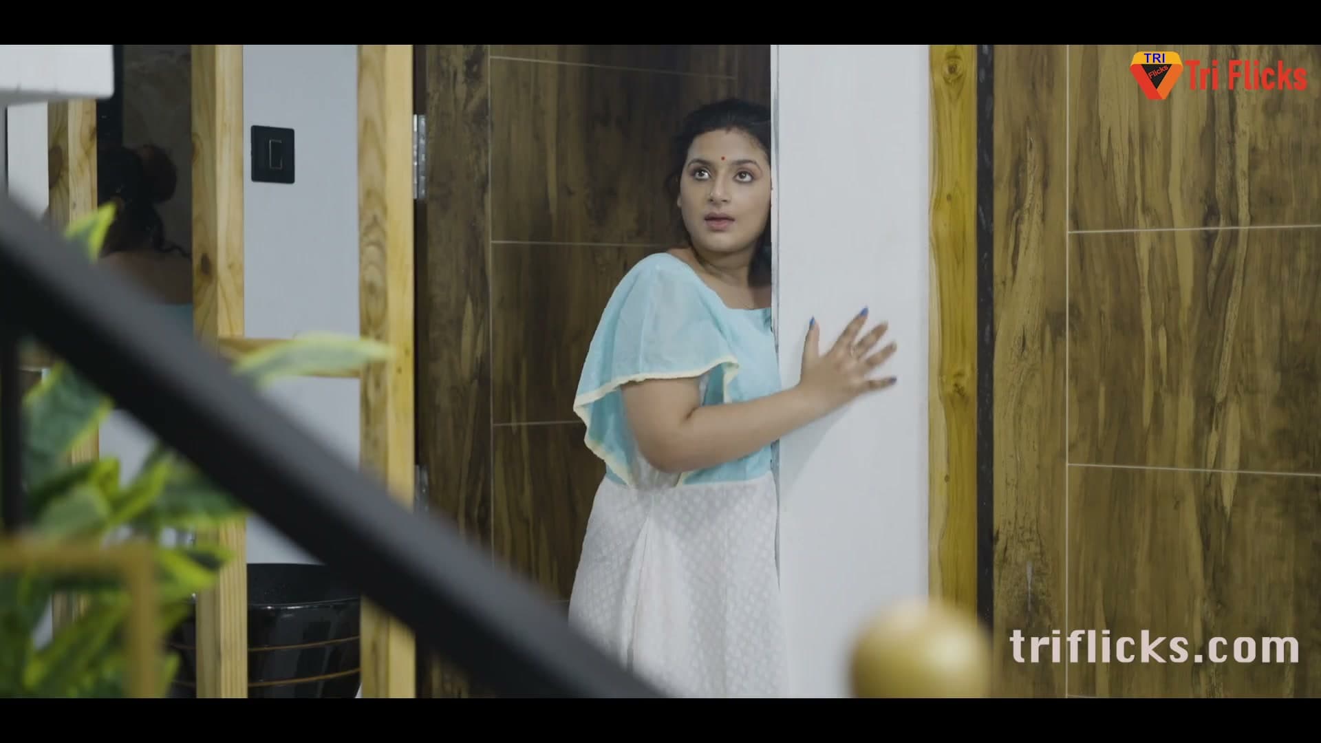 Garmi S02e01 Cute Sexy and Perfect Desi Bhabhi Zoya Rathore Fucked Hard by Sales Guy screenshot 8