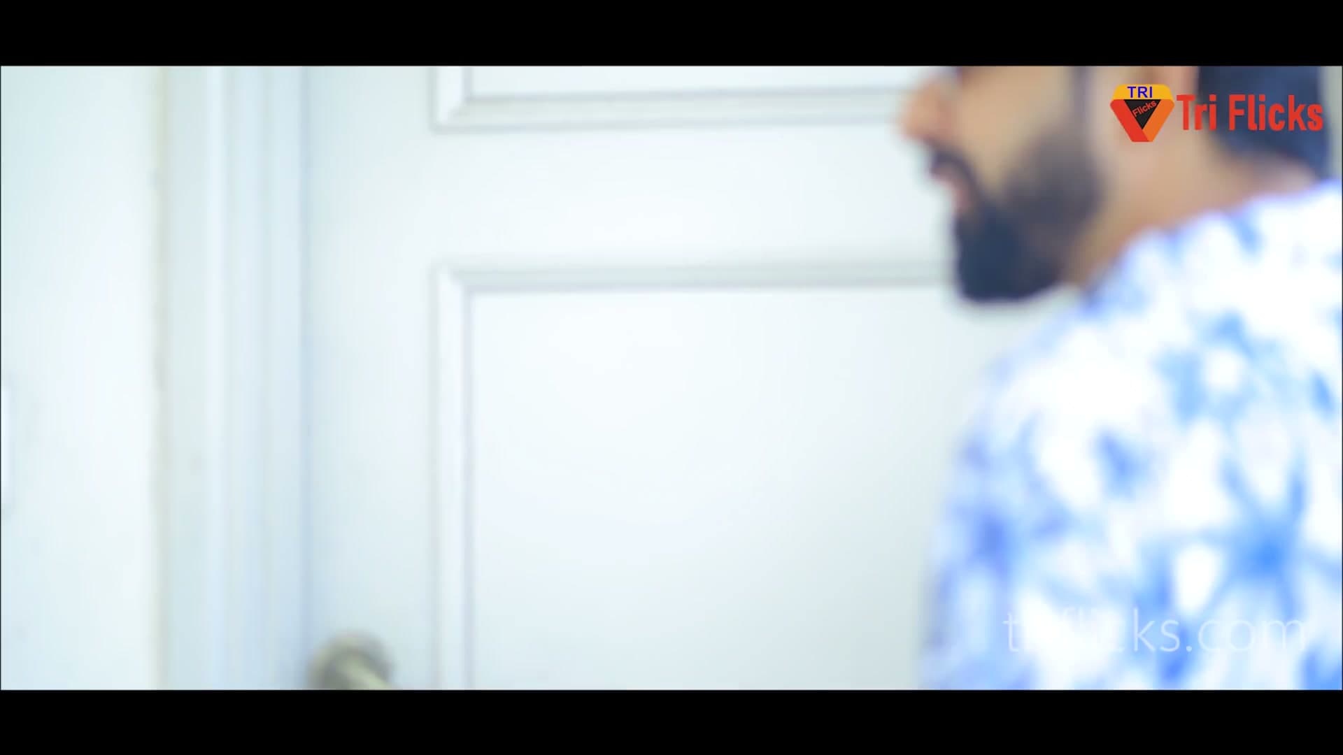 Makan Malik Fucked a Girl to Cover Her Rent Payment screenshot 3