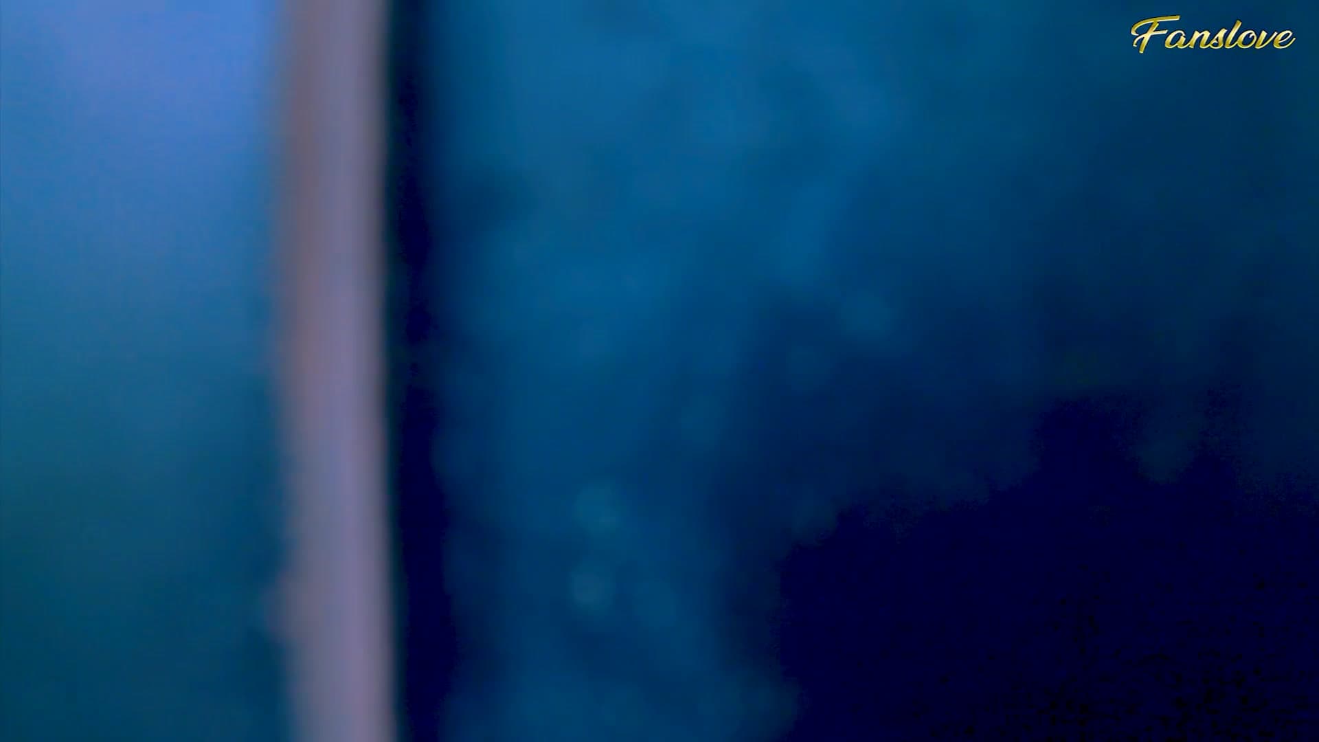 A Horny Stepsister Gets Seduced by Her Stepbrother During Her Bath screenshot 2