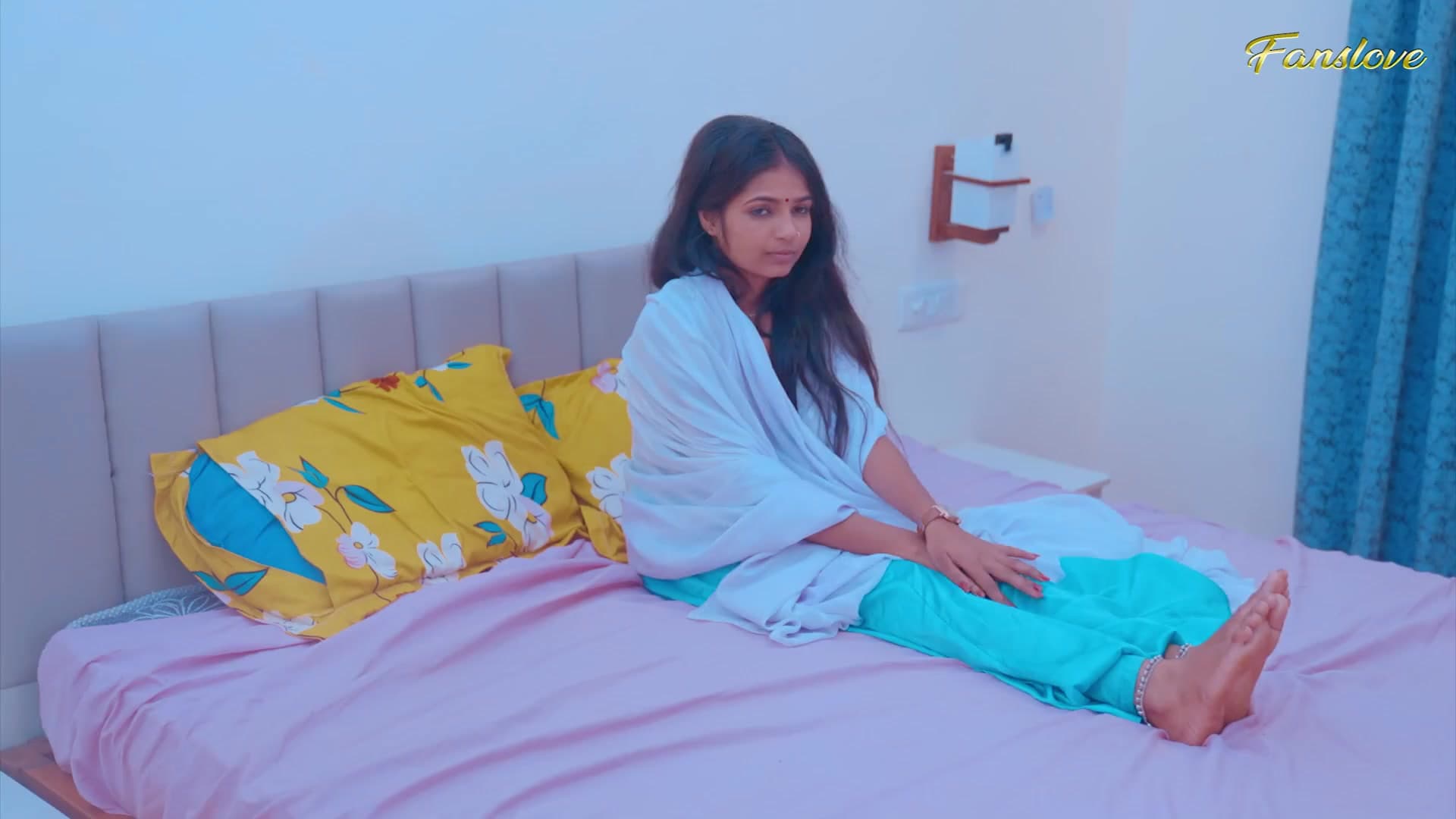 Indian Bahu Gets Rough Fucked by Her Sasur on a Steamy Night screenshot 6