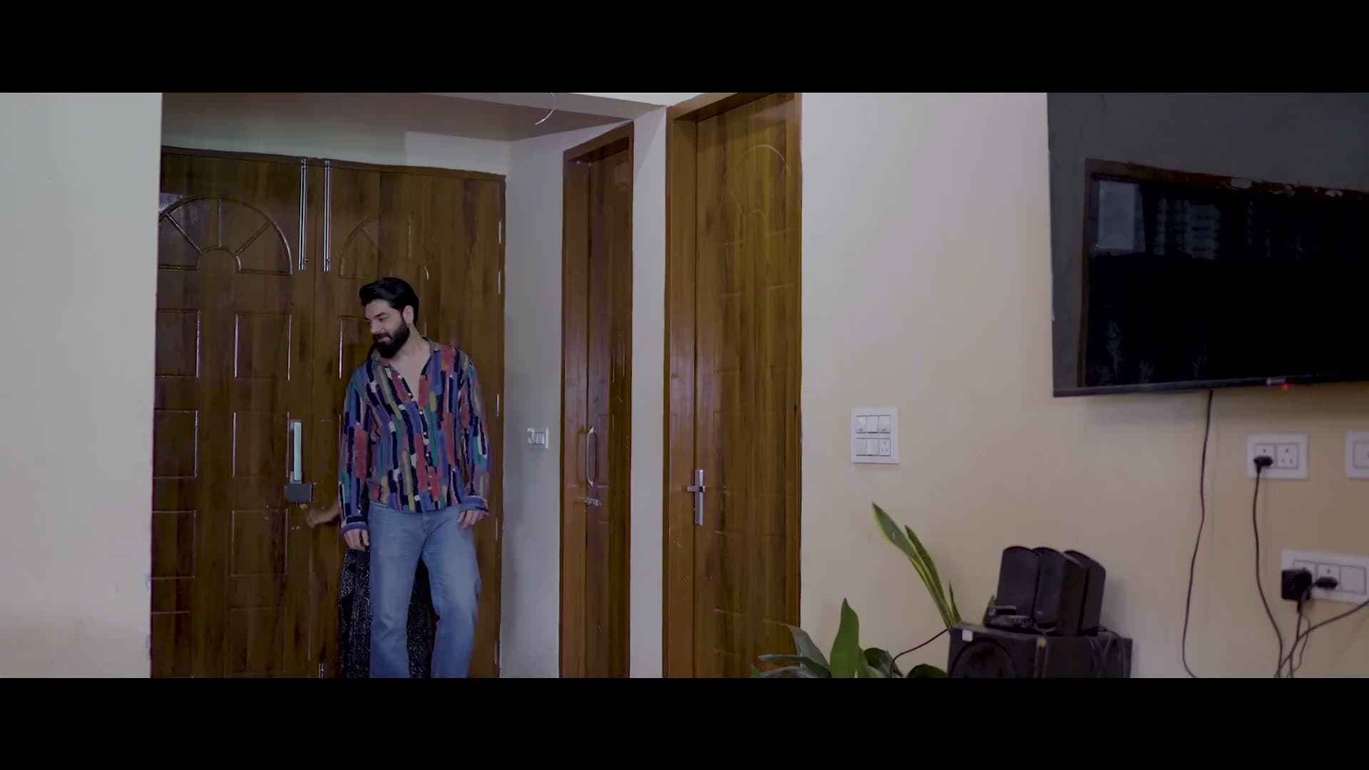 Boss Tricked His Employee's Wife Into Fucking Him What A Dirty Bastard screenshot 2