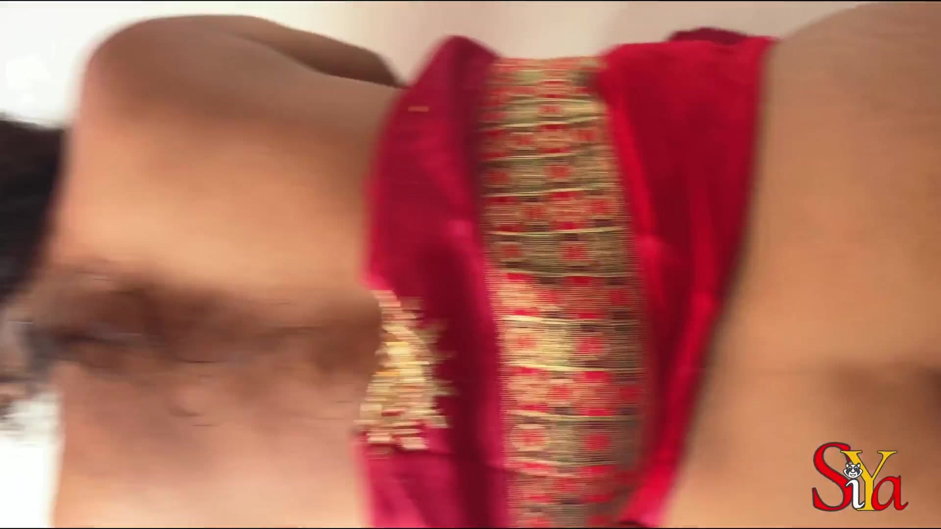 Indian Sexy Bhabhi Fucks Her Devar Cheating on Husband (Hindi Audio) screenshot 6