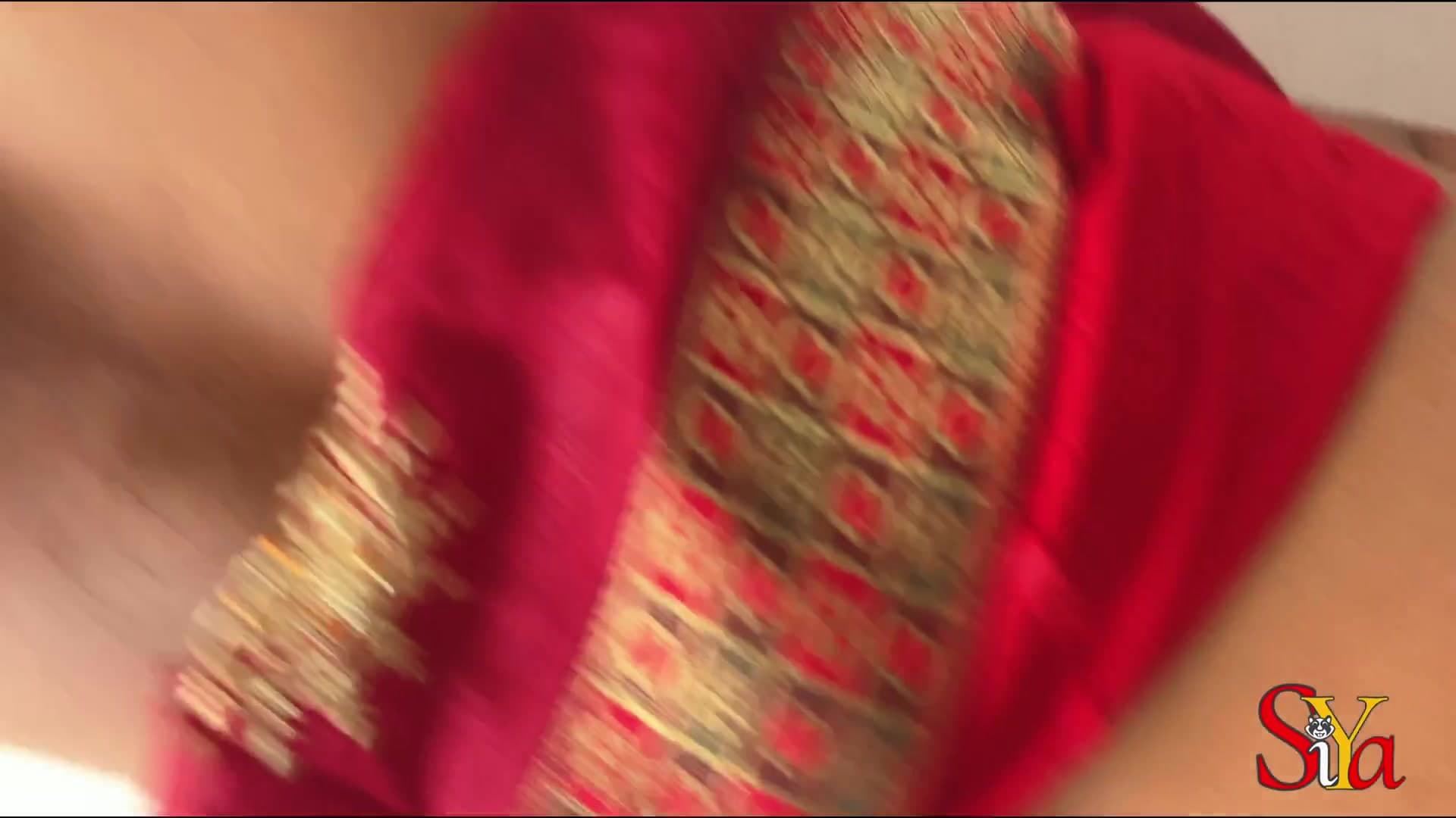 Indian Sexy Bhabhi Fucks Her Devar Cheating on Husband (Hindi Audio) screenshot 8