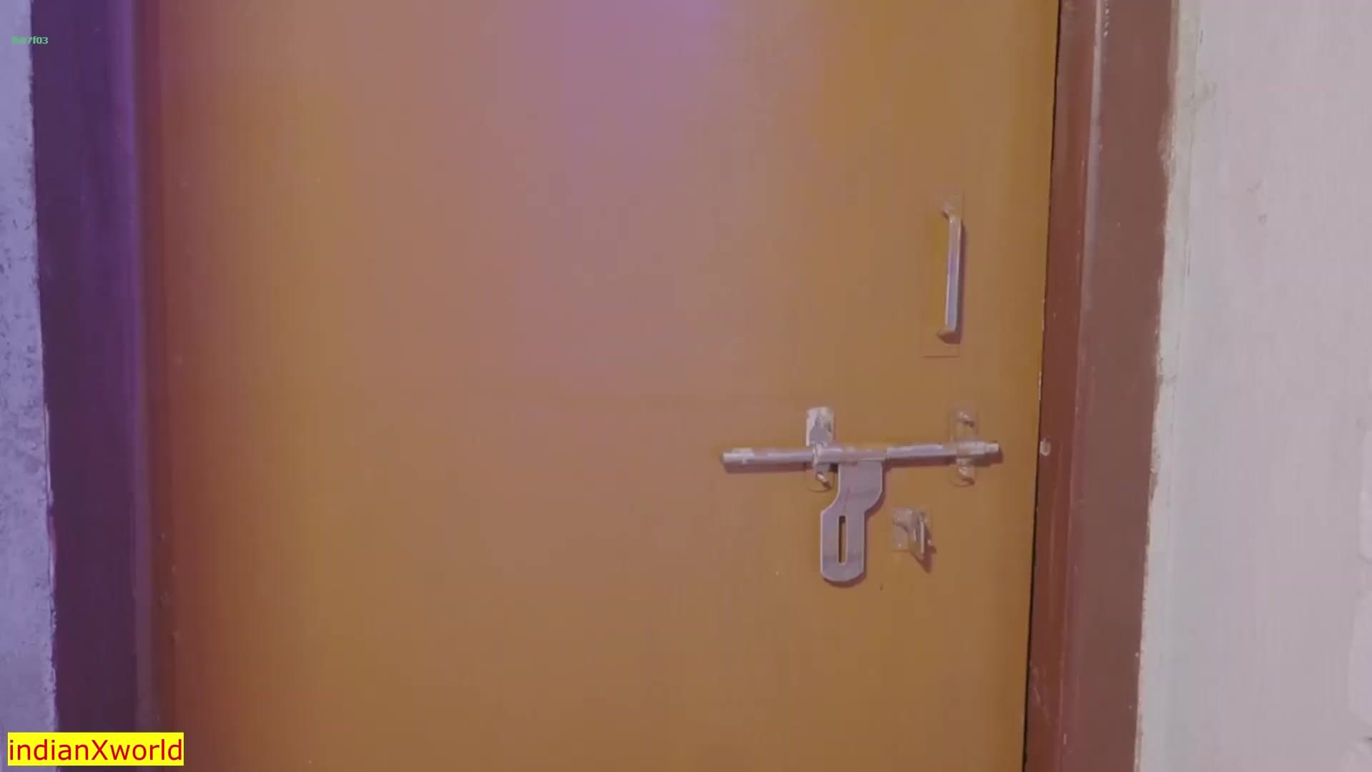 Indian Hot Bhabhi Fucked by Mystery Thief! Unexpected Sex screenshot 2