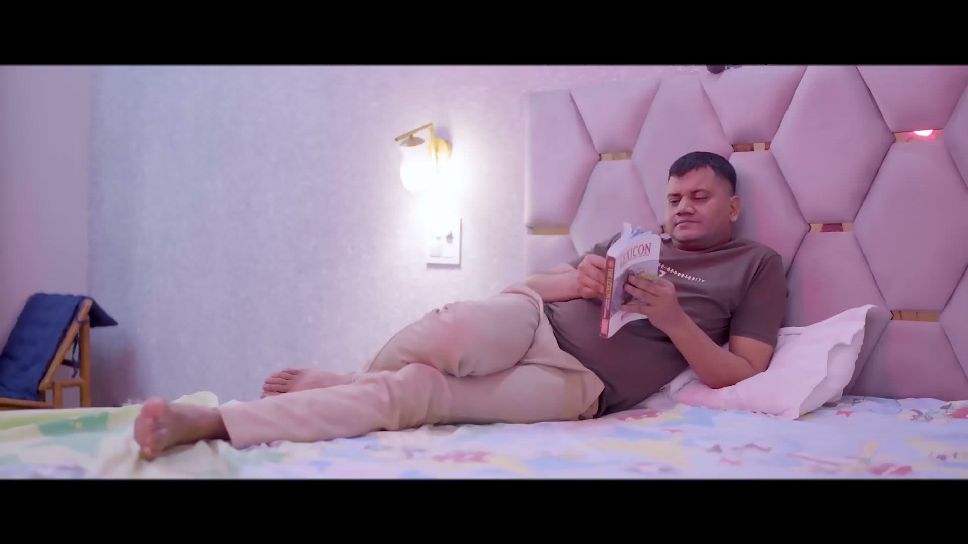 Sexy Indian maid gets pounded hard by her horny owner in hot fucking video screenshot 3