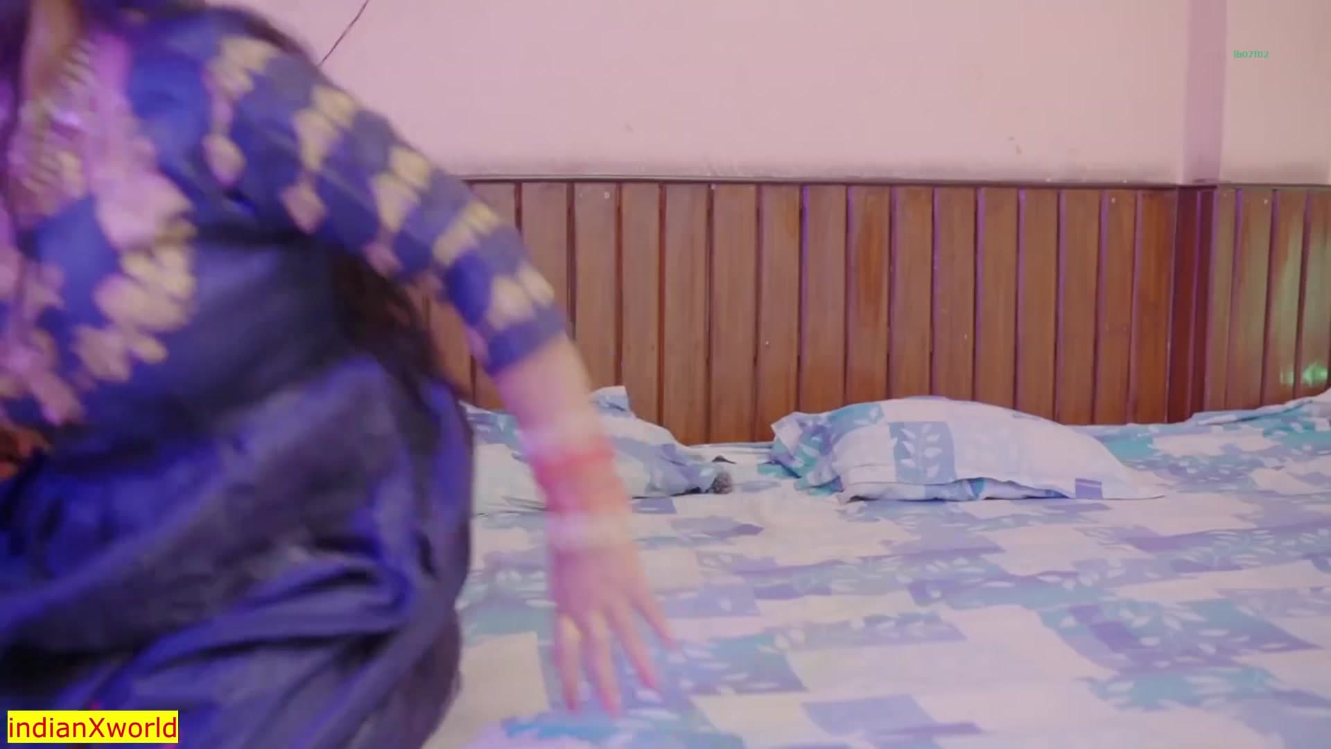 Indian Model Bhabhi Fucking! Devar Bhabhi Hardcore Sex screenshot 3