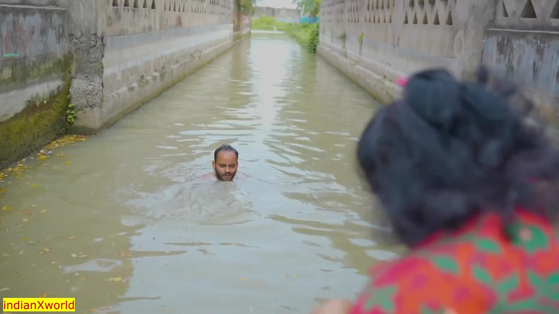 Indian Village Bhabhi Gets Fucked Hard in Her Tight Chut screenshot 3