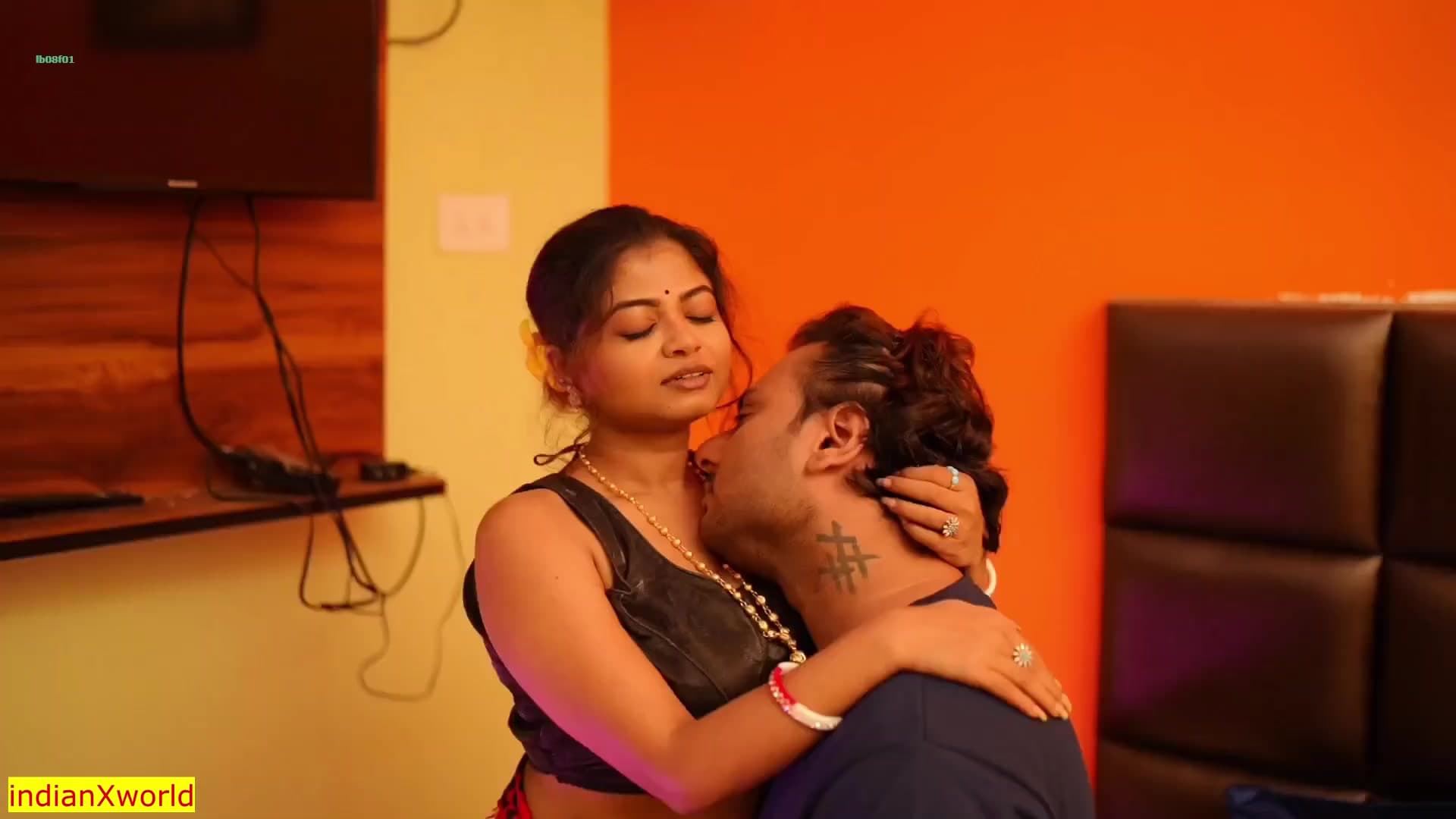 Boss Fucking My Innocent Wife! Indian Office Sex screenshot 7