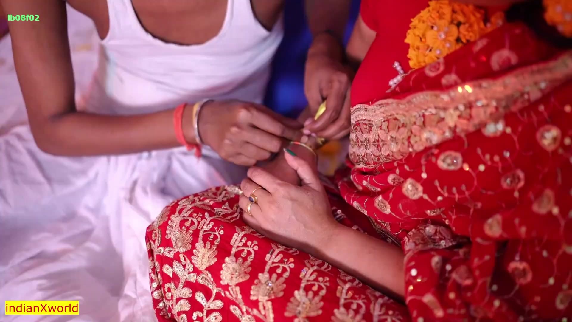 Desi Bahu First Night Sex! Please Fuck Me Slowly screenshot 3