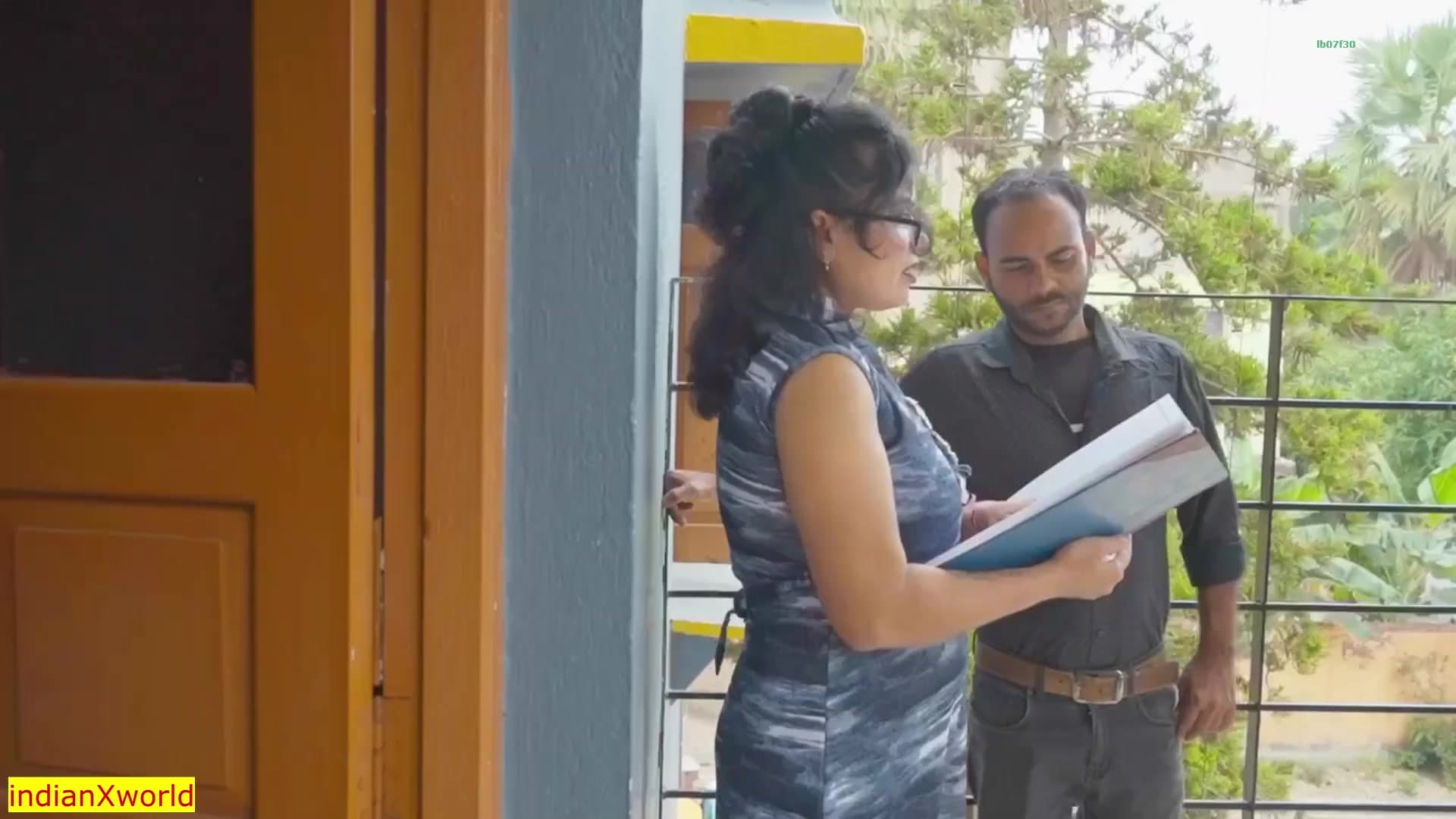 Boss Wife Fucked! Madam Please Let Me Leave screenshot 2