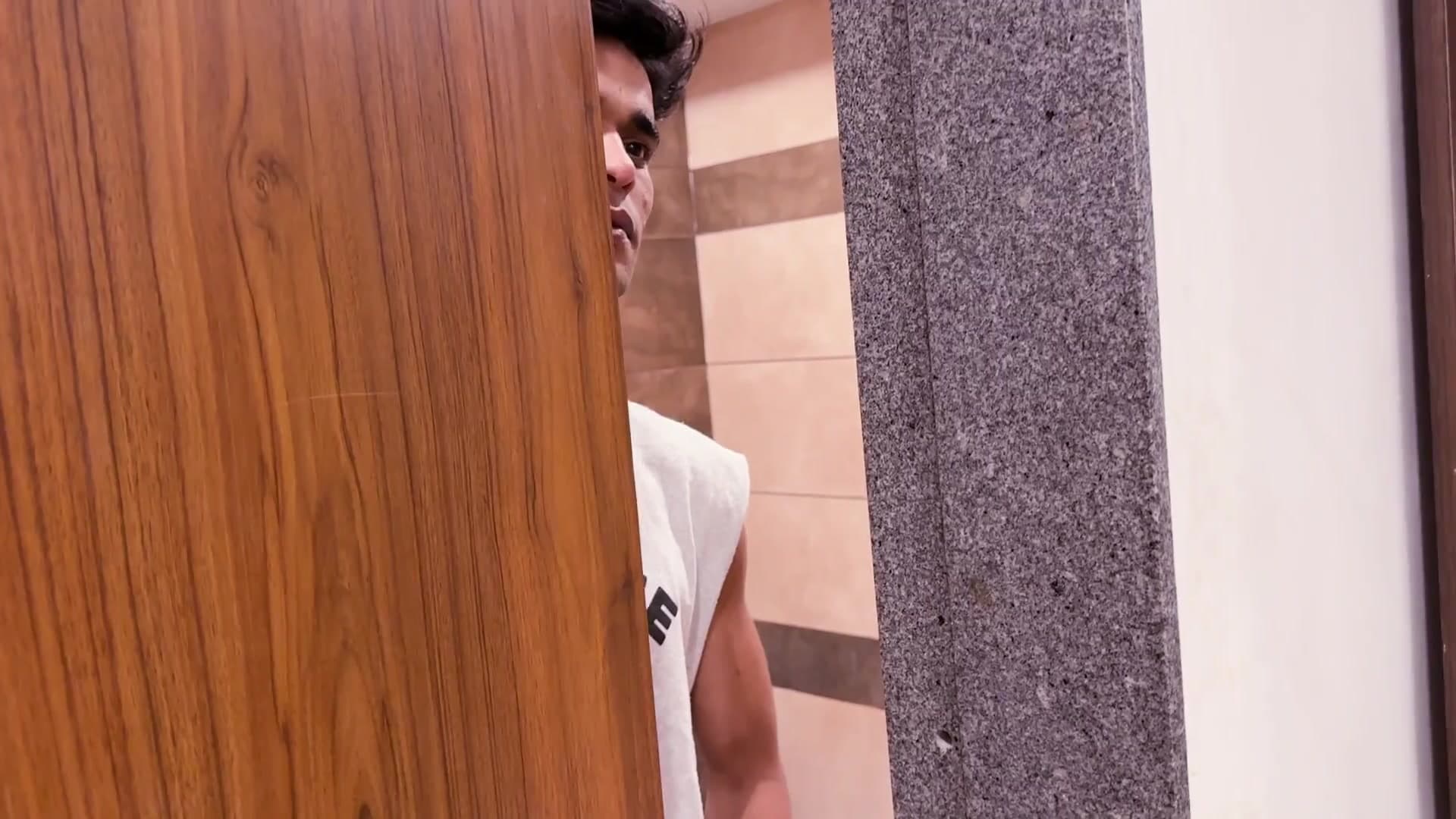 Devar Walked In On Bhabhi Changing Clothes Then Fucked Her Hard screenshot 3