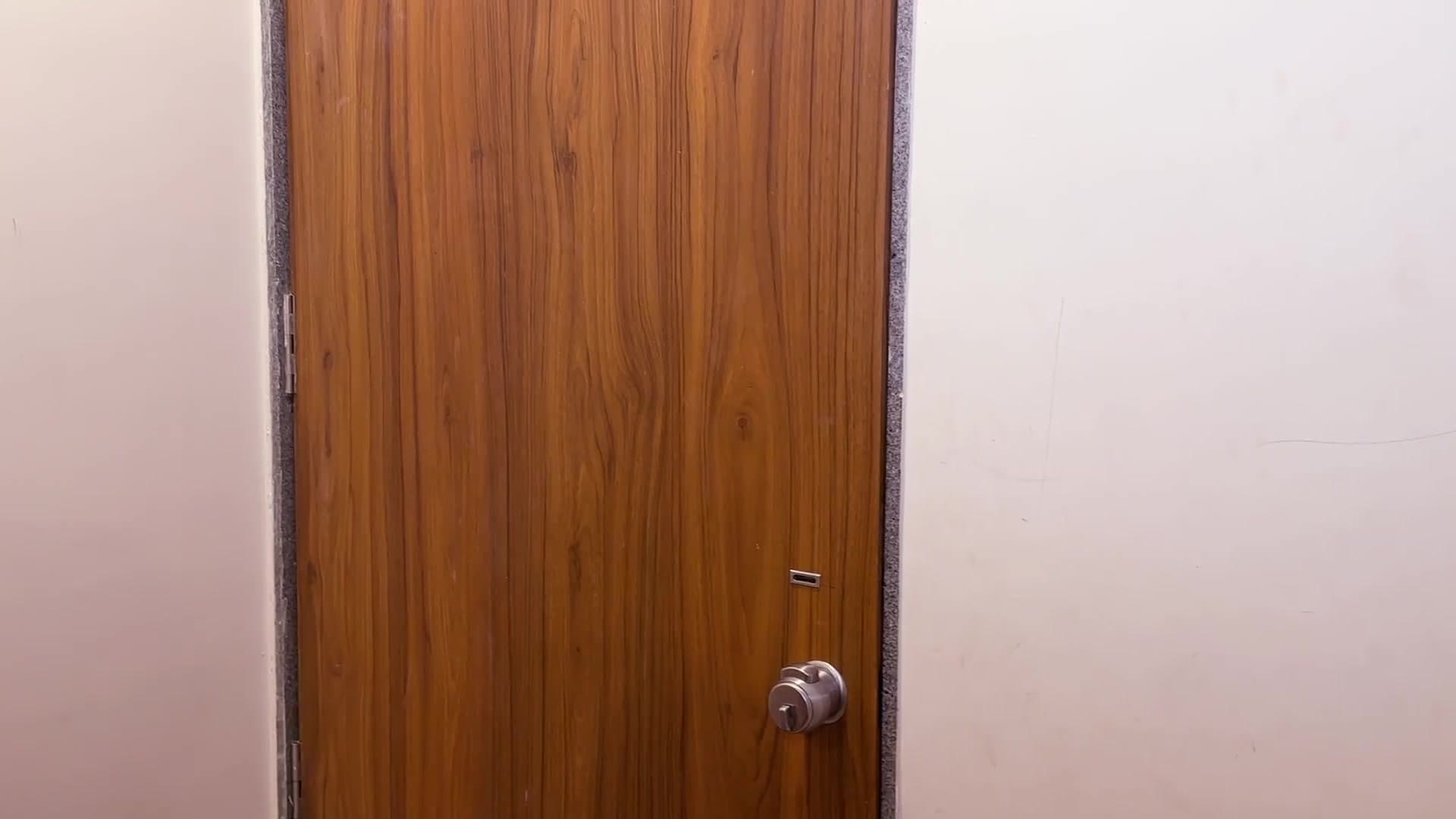 Husband couldn't resist his gorgeous wife in a red saree and fucked her hard right after returning from office screenshot 2