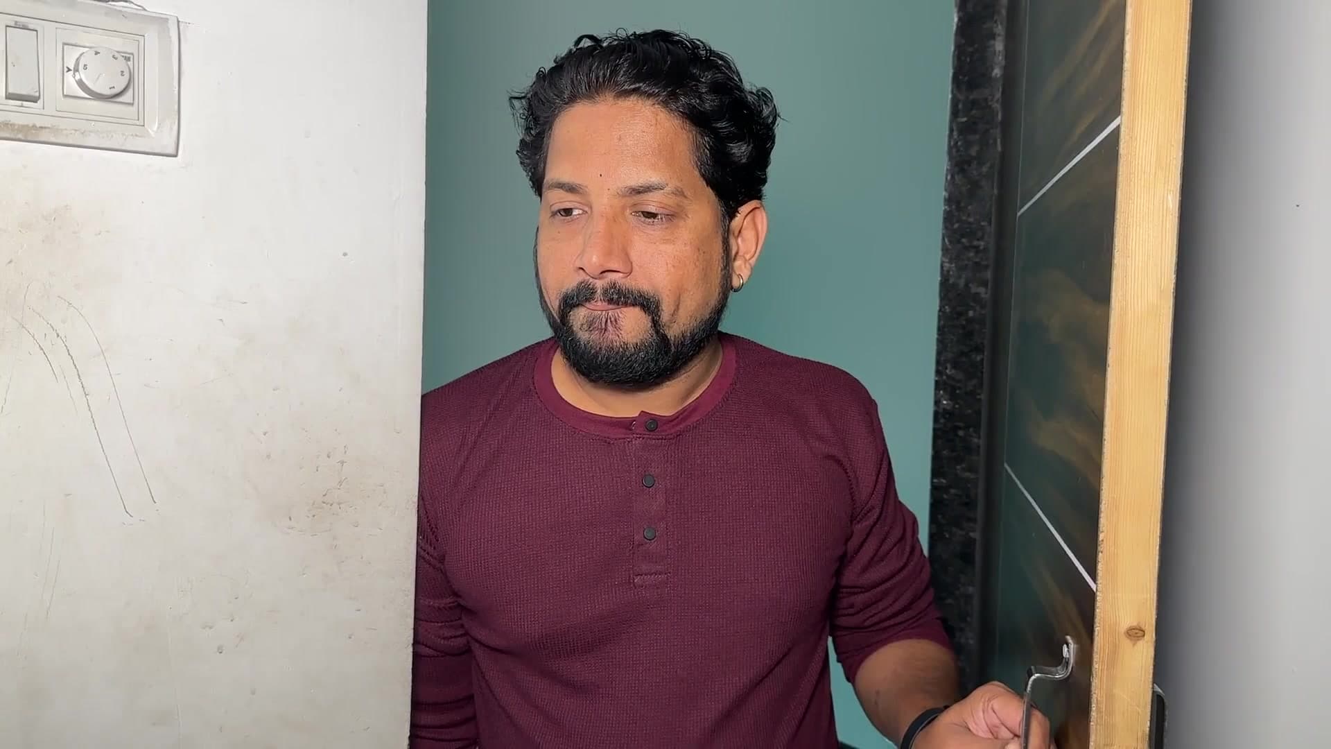 Brother-in-law Fucks His Sister-in-law Alone at Home Then Wife Joins for a Threesome screenshot 4