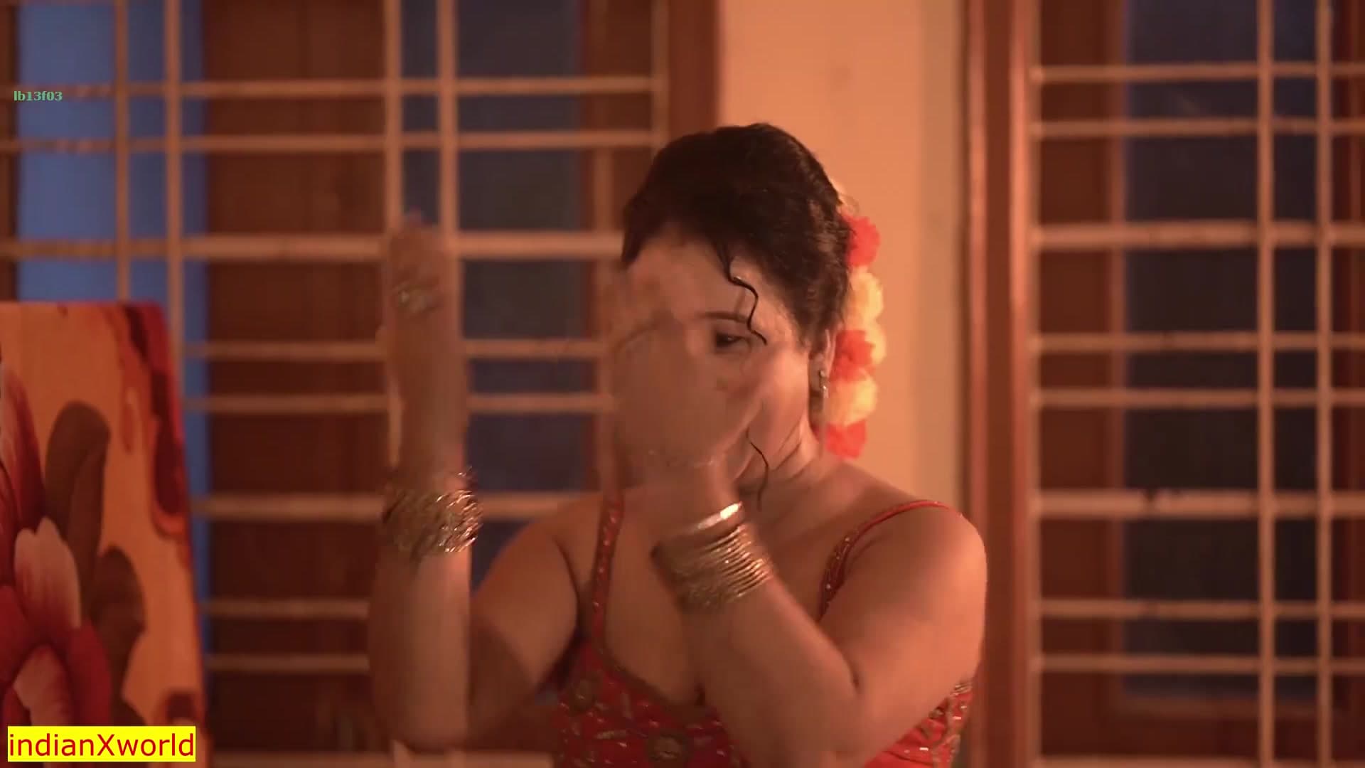 Indian Devar Bhabhi Diwali Fucking! Desi Romantic Sex screenshot 3