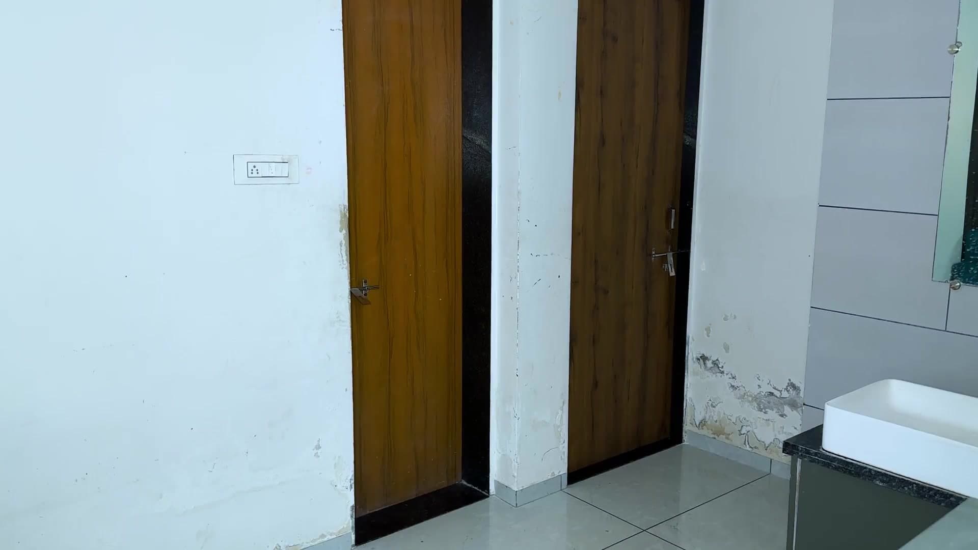 It was exciting fucking my friend's wife when he was not home. screenshot 3