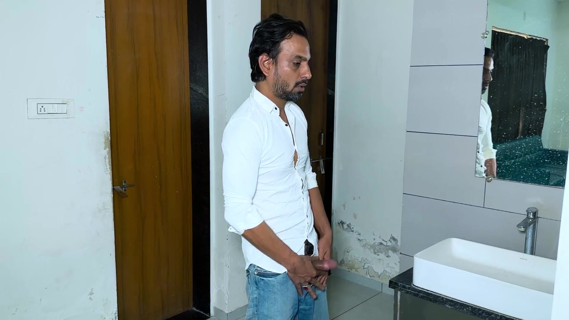 It was exciting fucking my friend's wife when he was not home. screenshot 2