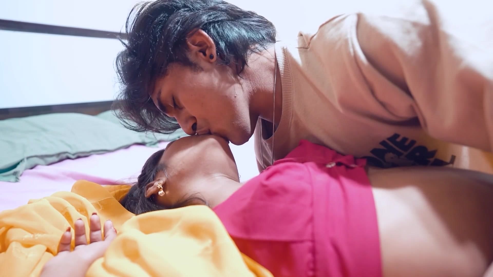 Desi Saali Shows Her Small Tits to Jija During Alone Time screenshot 2