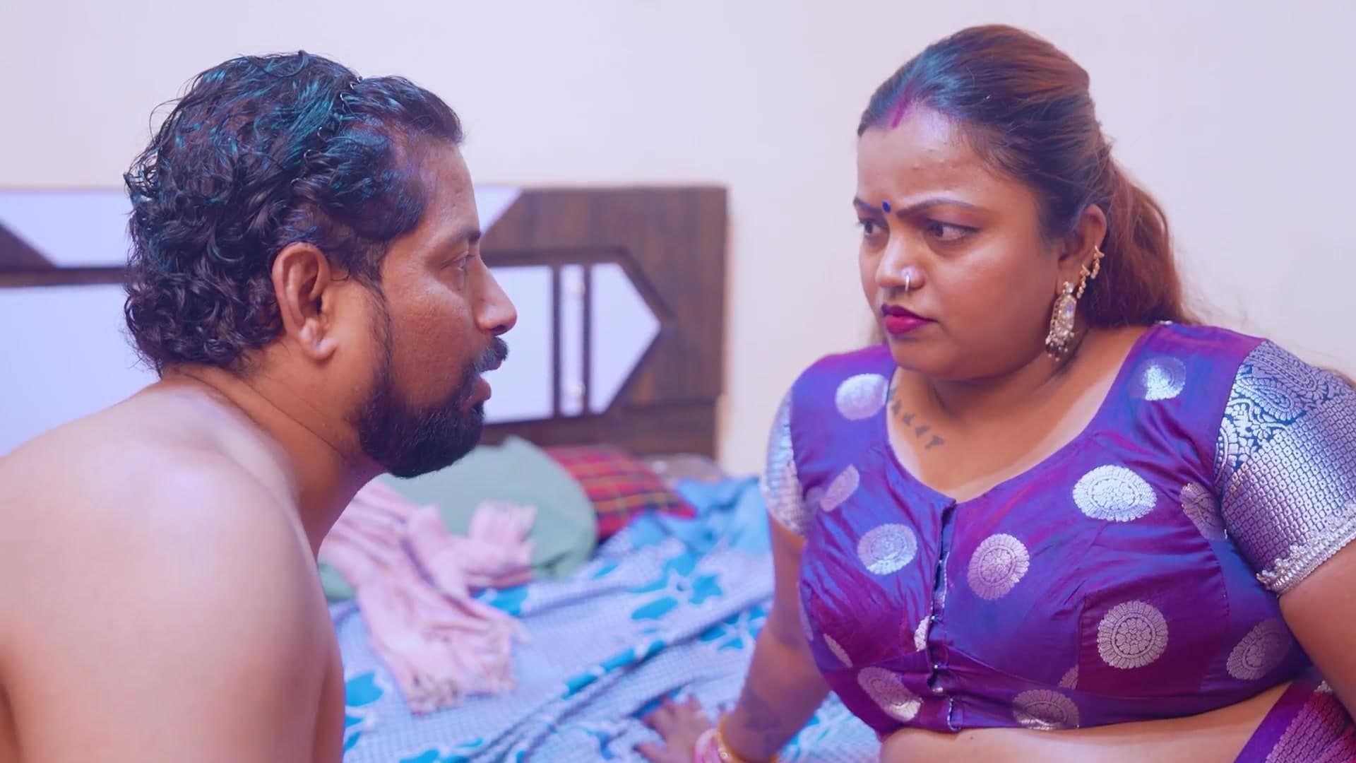 Desi Servant Fucked His Malkin Hard When Husband Was Away screenshot 2