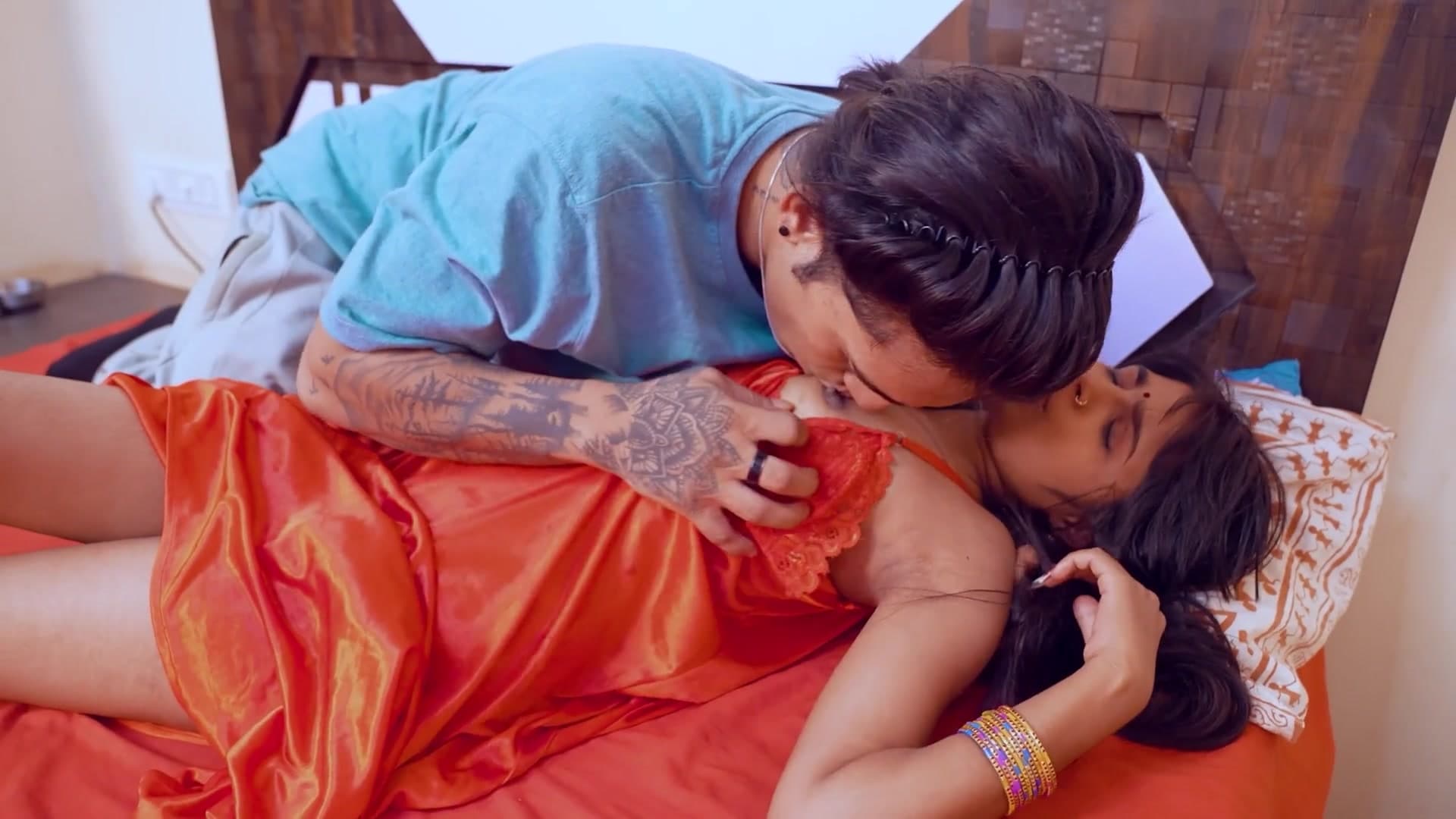 Desi Girlfriend Gets Fucked Hard By Her Ex-Boyfriend