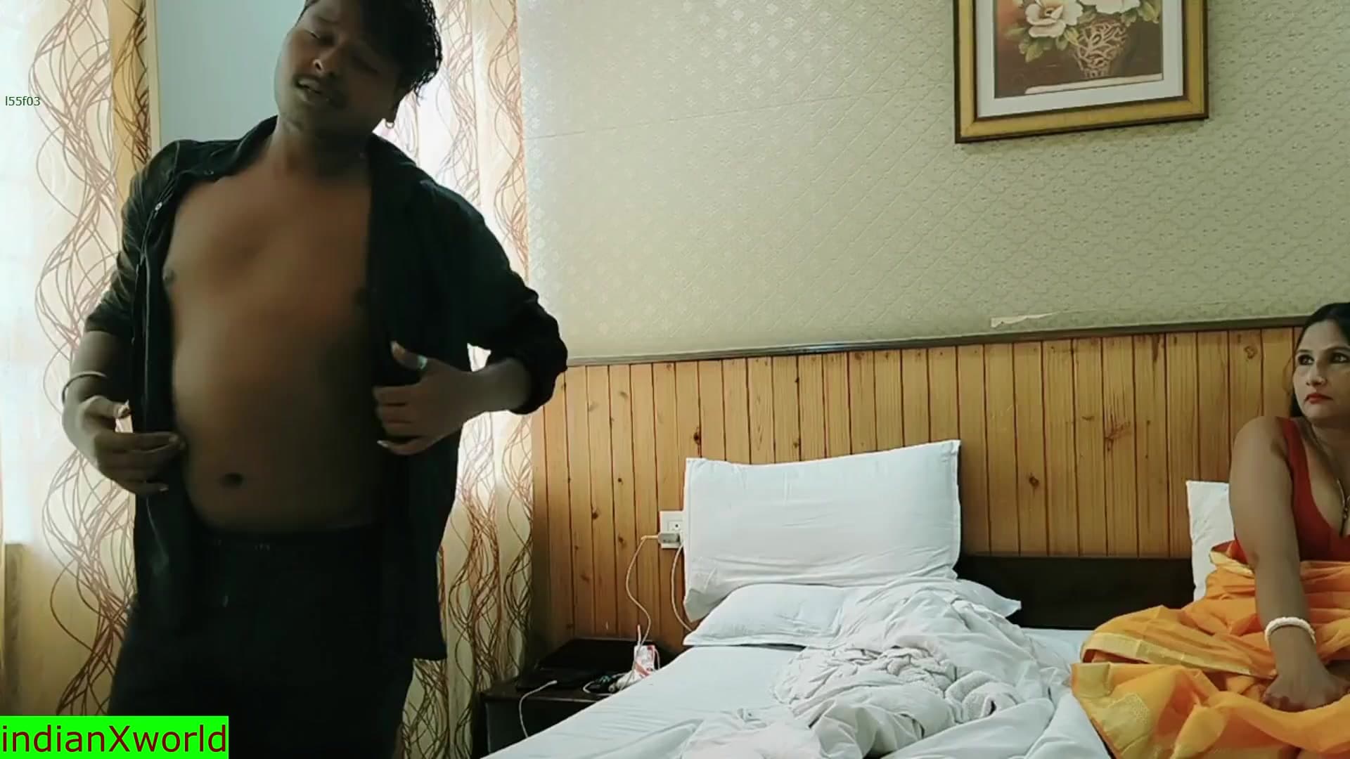 Bhabhi Please Take Off Your Clothes Now! Chubby Bhabhi Fucking screenshot 2