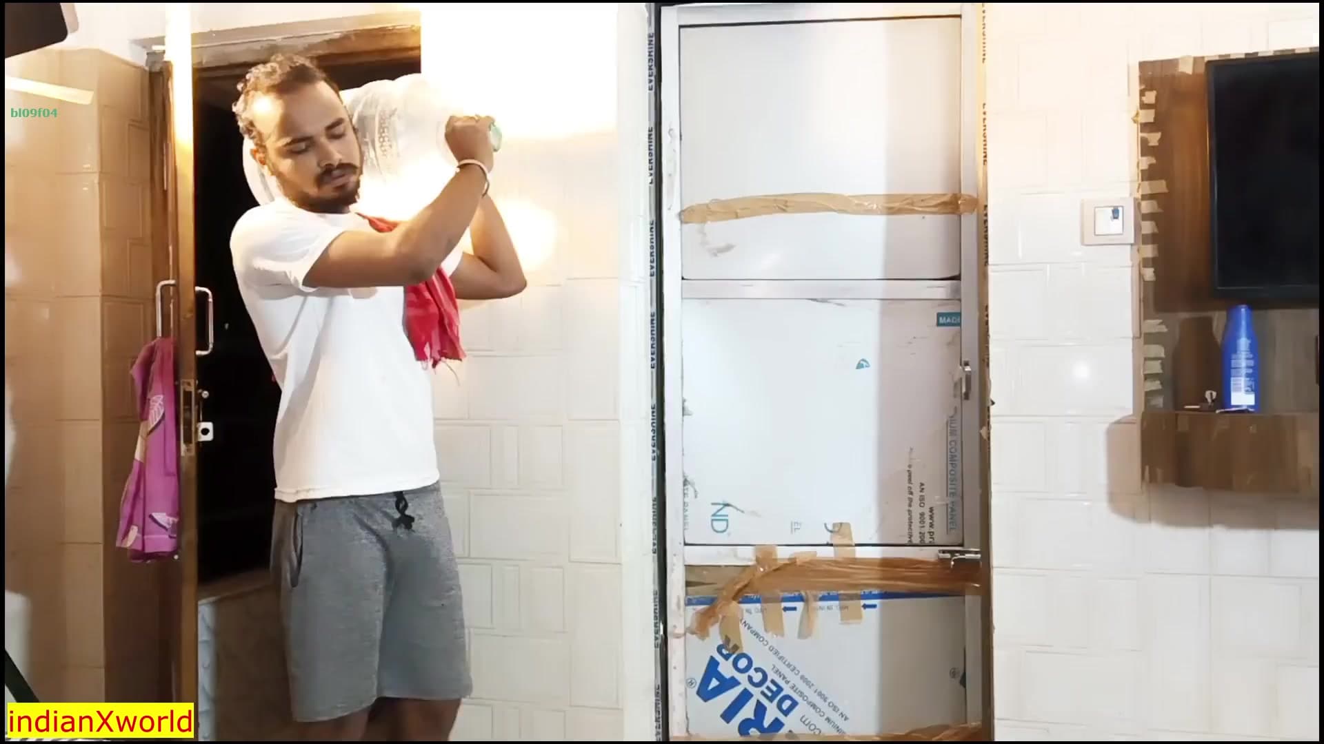 Indian Bengali Rich Girl Fucked by Delivery Boy! Hot Erotic Fuck screenshot 6