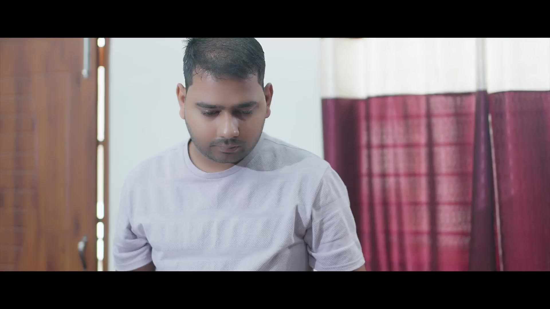 Desi Beauty Fucks Her Servant Hard While Family Is Away screenshot 4