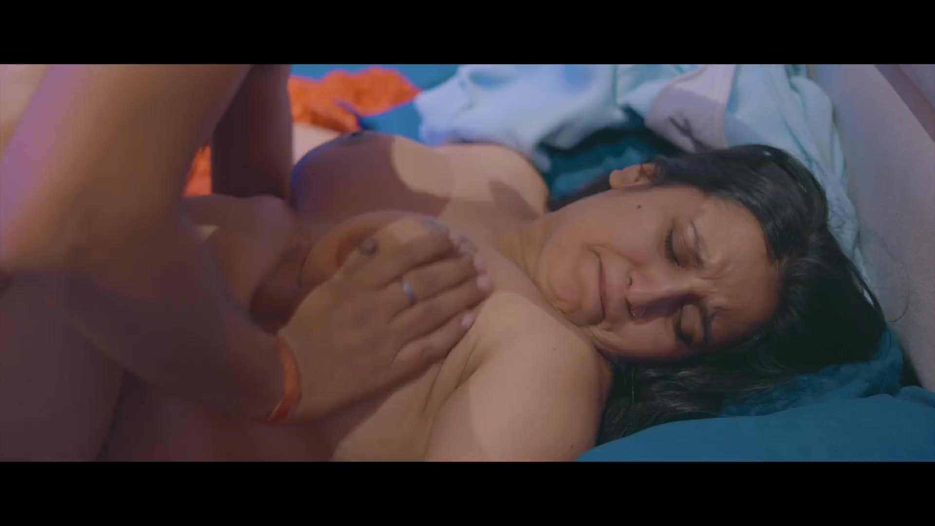 Stunning Bhabhi Invites Her BF Over for a Night Fuck While Her Hubby Is Away