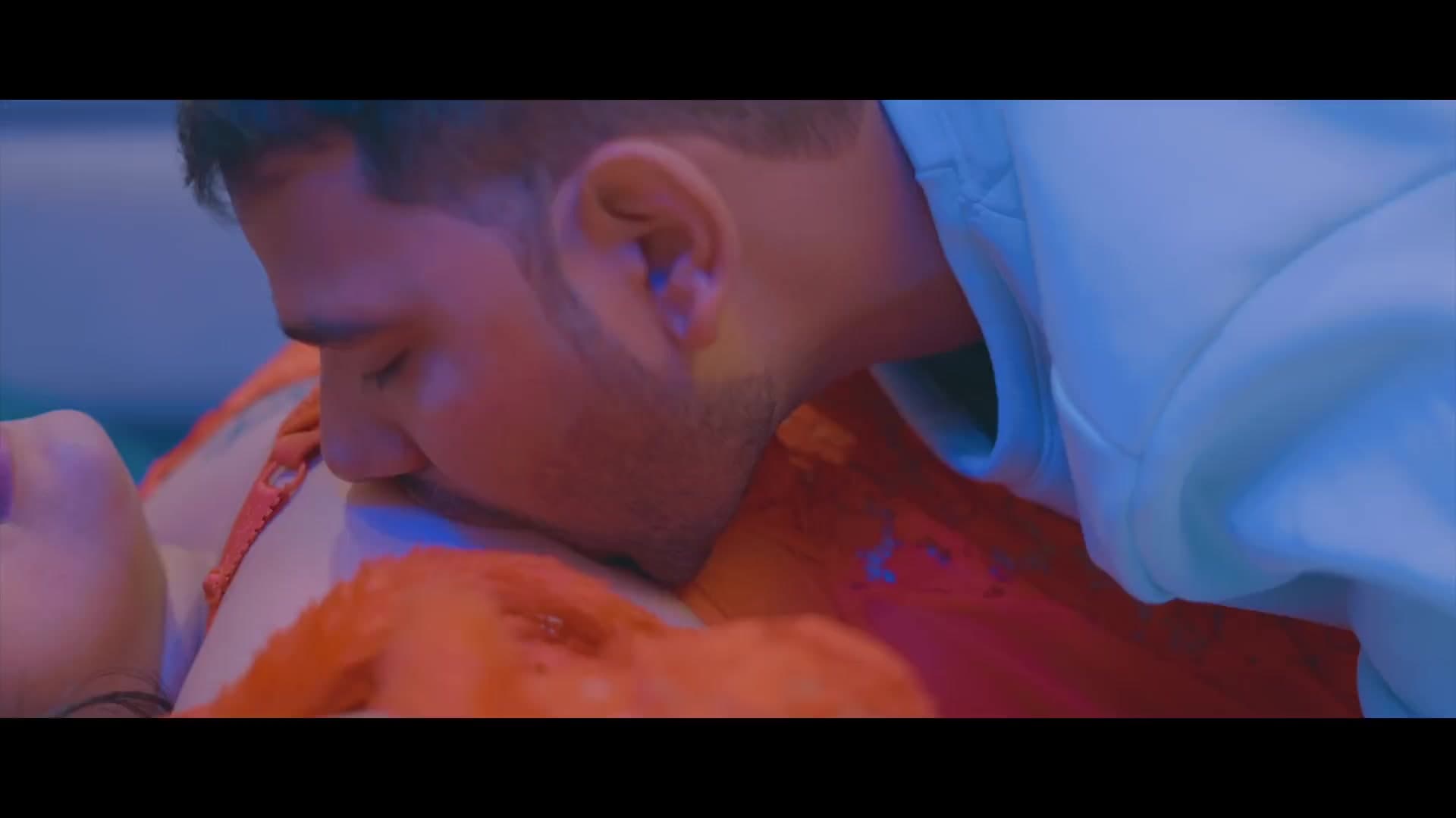 Stunning Bhabhi Invites Her BF Over for a Night Fuck While Her Hubby Is Away screenshot 6